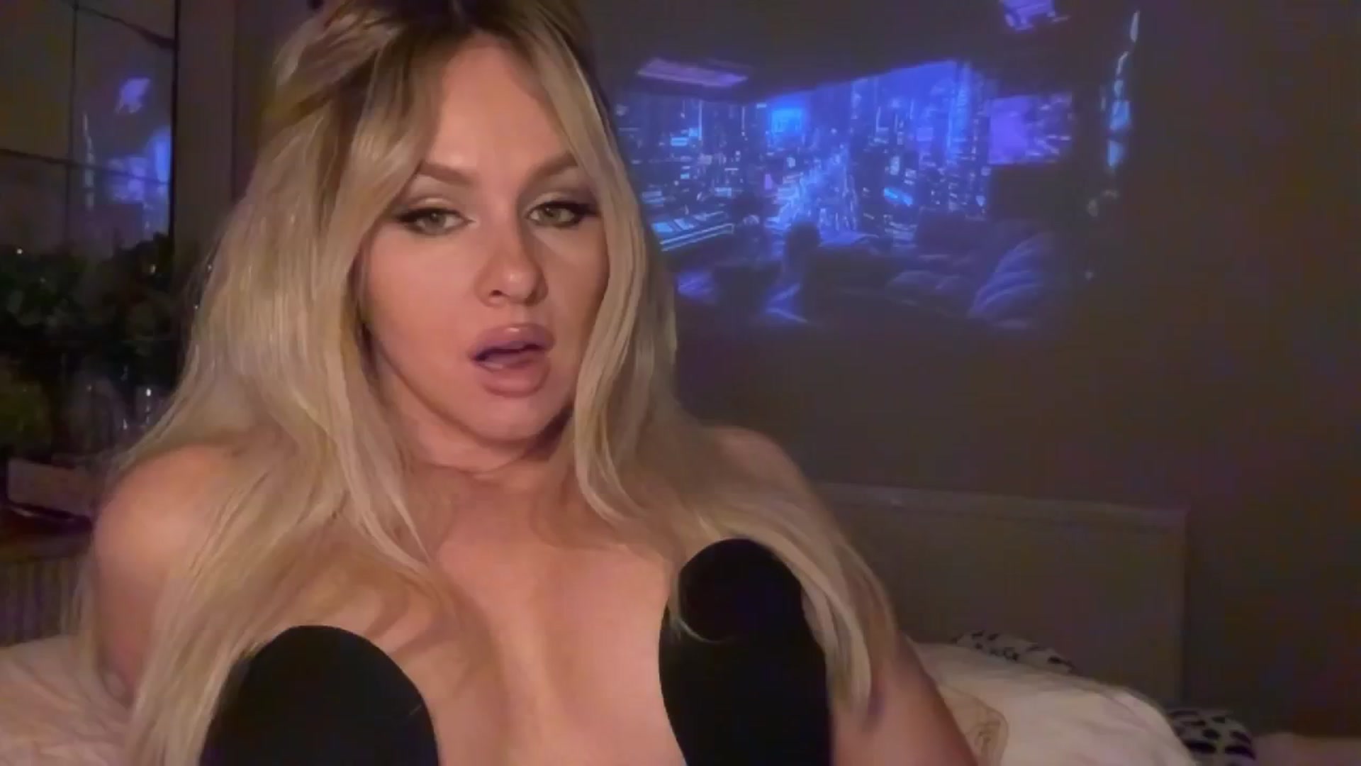 Gallery image thumbnail from TatiTate's myfreecams stream on, 01/01/2026, 22:15 image 5 of 20