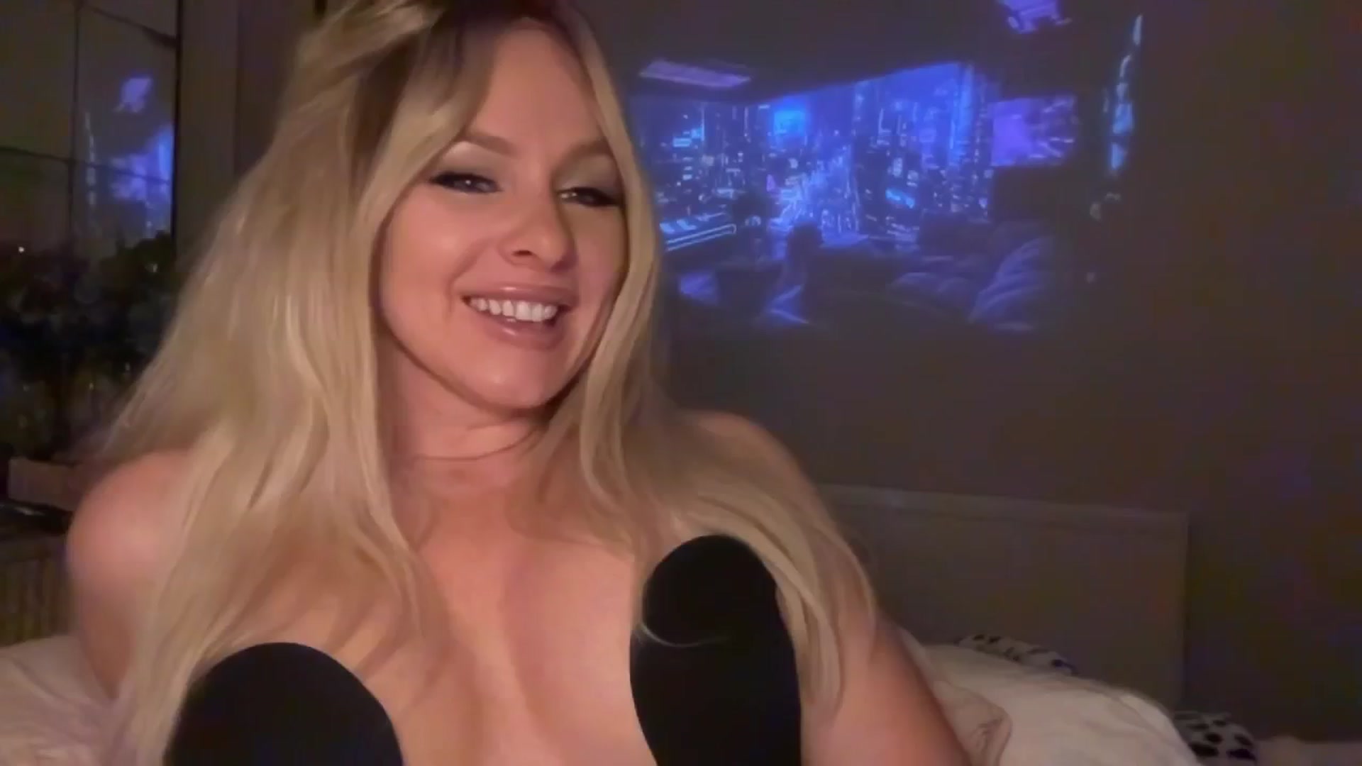 Gallery image thumbnail from TatiTate's myfreecams stream on, 01/03/2026, 17:52 image 13 of 20