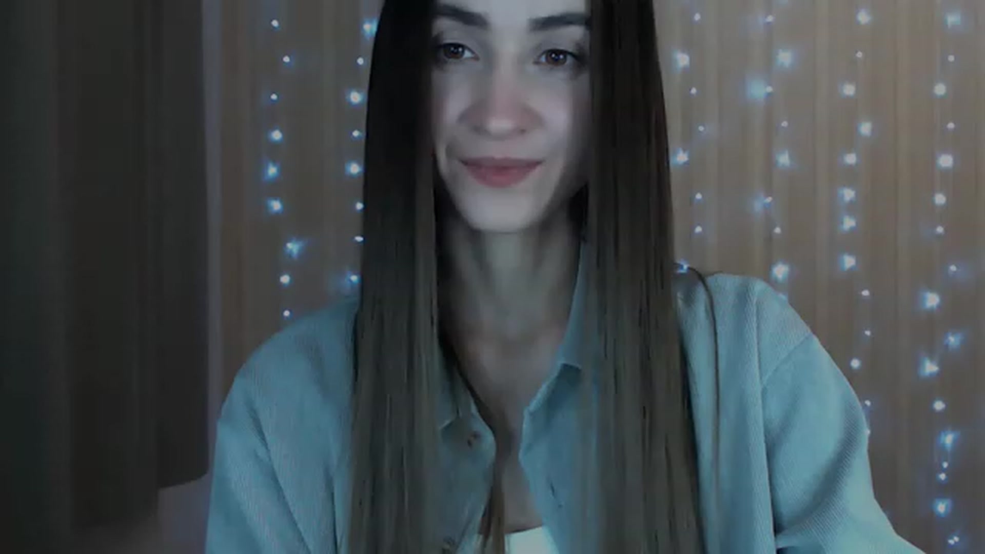 Gallery image thumbnail from Tati_Fox's myfreecams stream on, 03/06/2023, 03:14 image 3 of 20