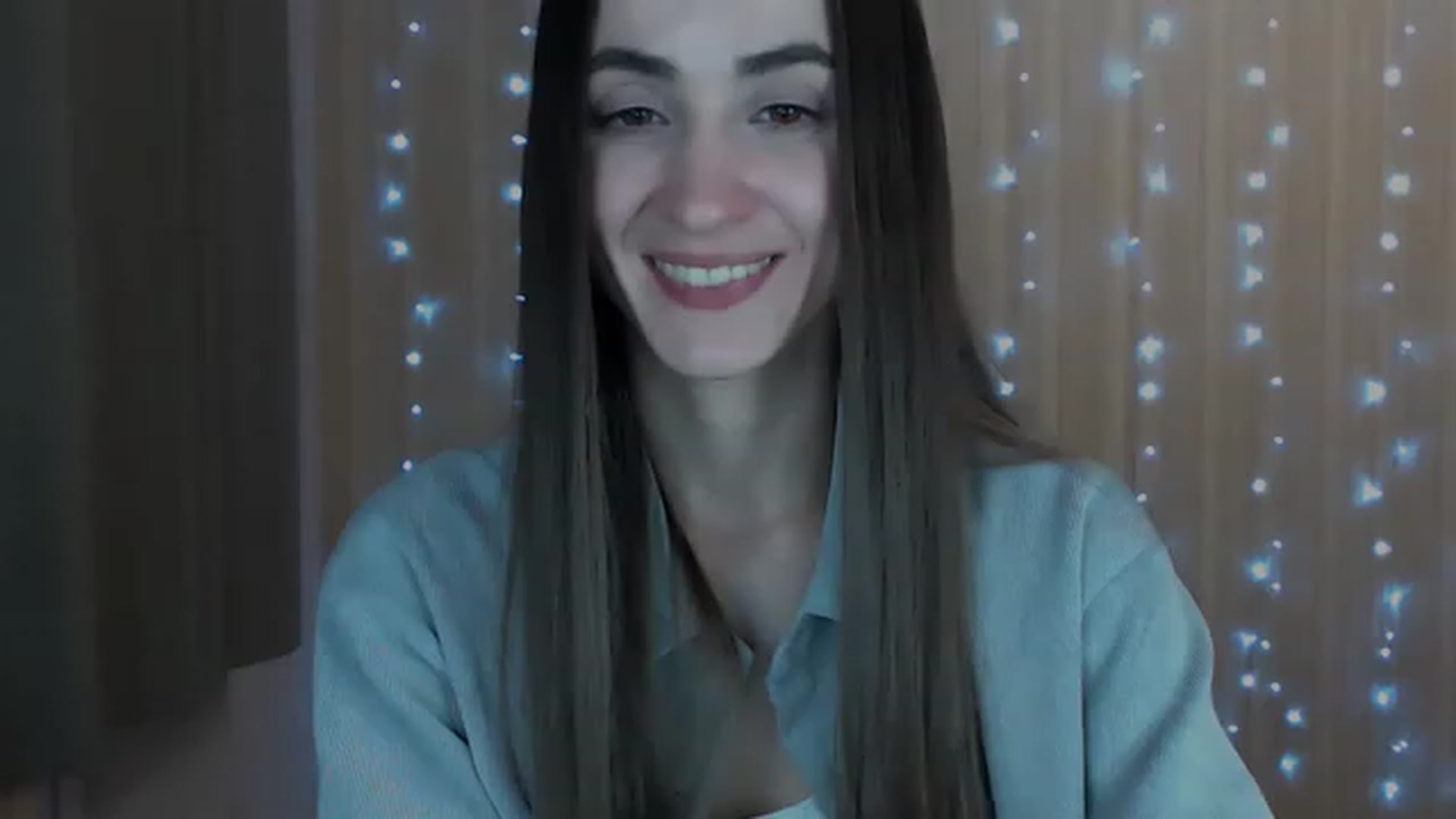 Gallery image thumbnail from Tati_Fox's myfreecams stream on, 03/06/2023, 03:14 image 19 of 20