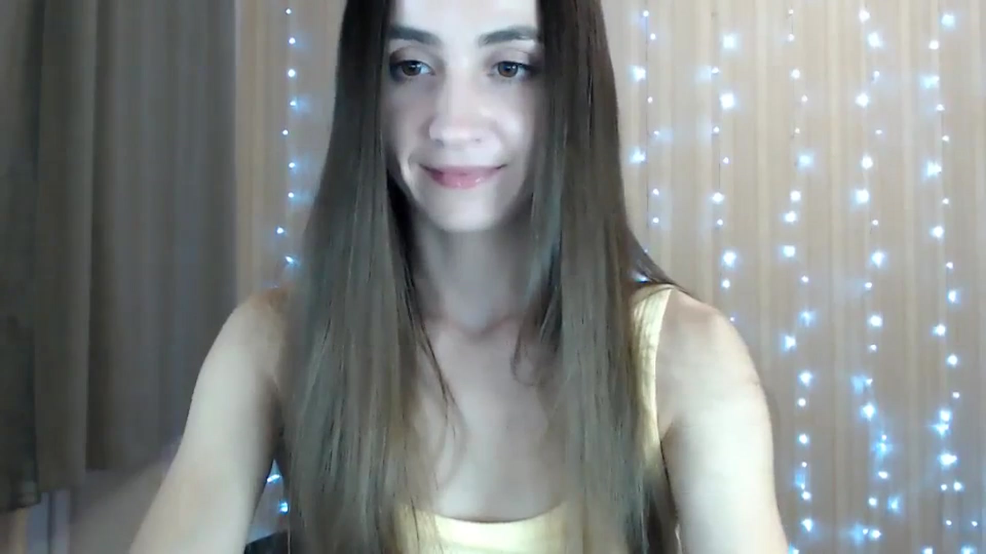 Gallery image thumbnail from Tati_Fox's myfreecams stream on, 08/21/2023, 24:00 image 5 of 20