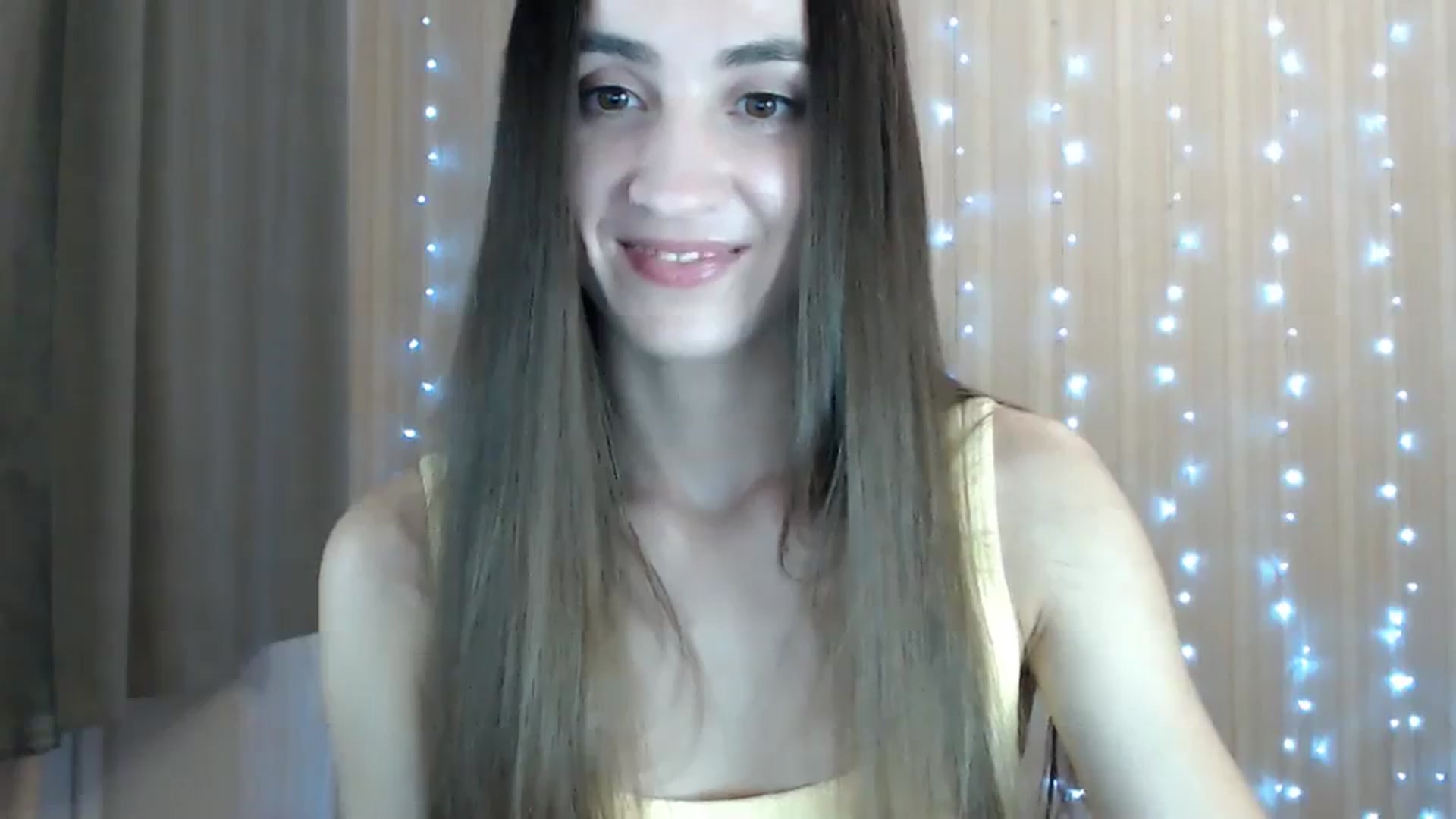 Gallery image thumbnail from Tati_Fox's myfreecams stream on, 08/21/2023, 24:00 image 7 of 20