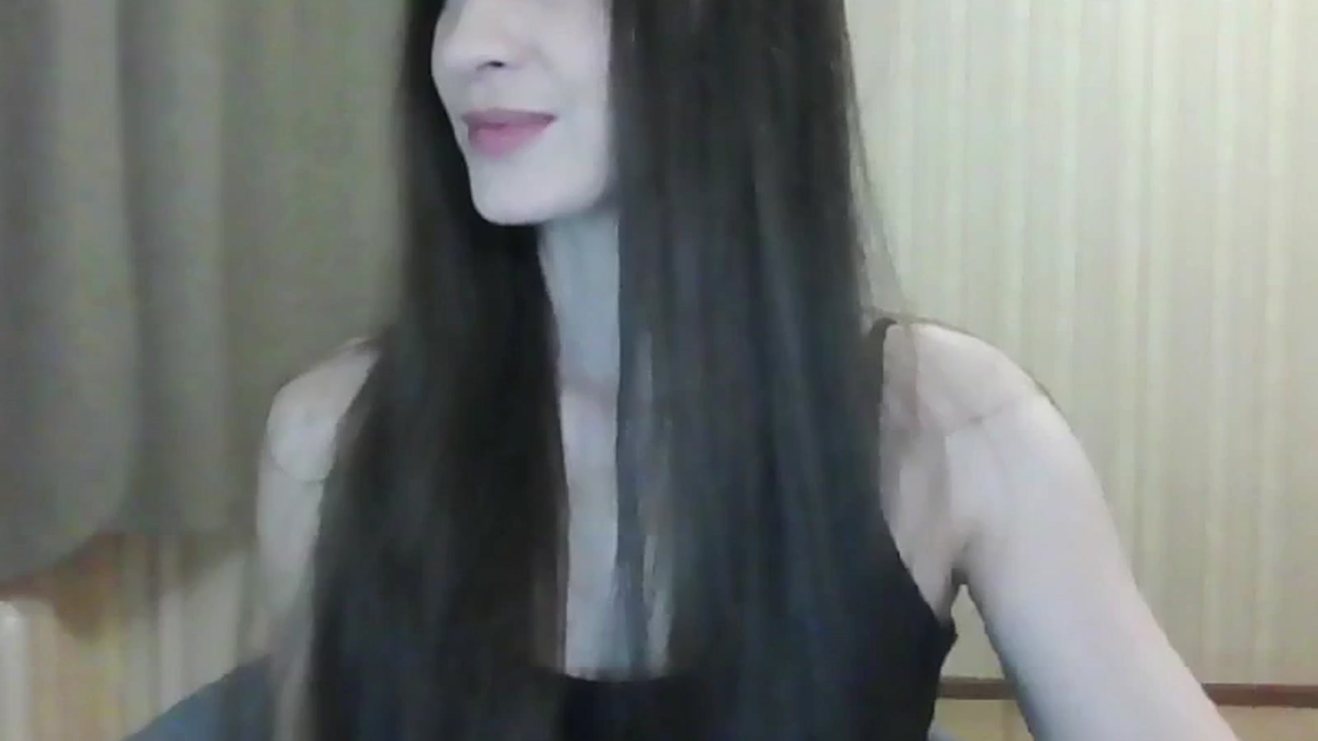Gallery image thumbnail from Tati_Fox's myfreecams stream on, 04/06/2026, 01:33 image 19 of 20