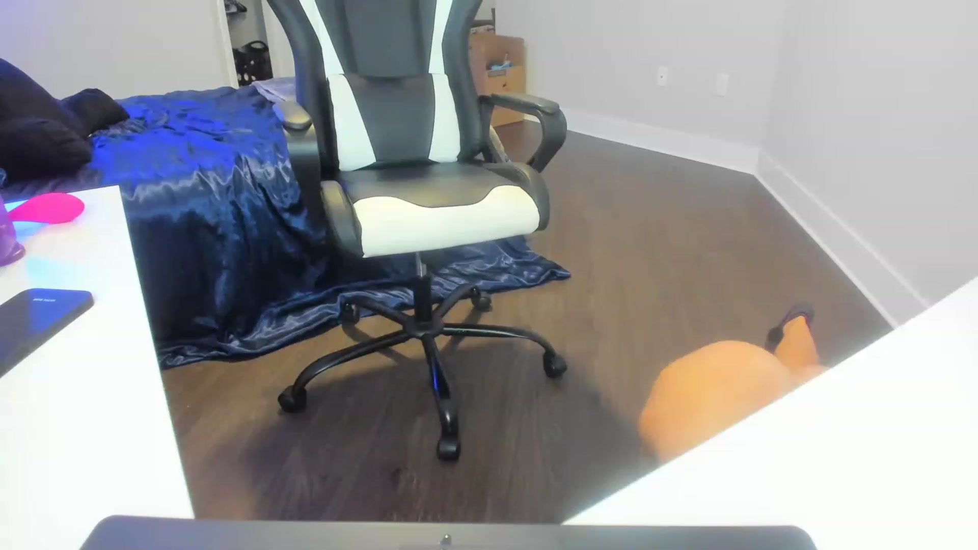 Gallery image thumbnail from Tati_Rae's myfreecams stream on, 12/06/2022, 01:49 image 19 of 20
