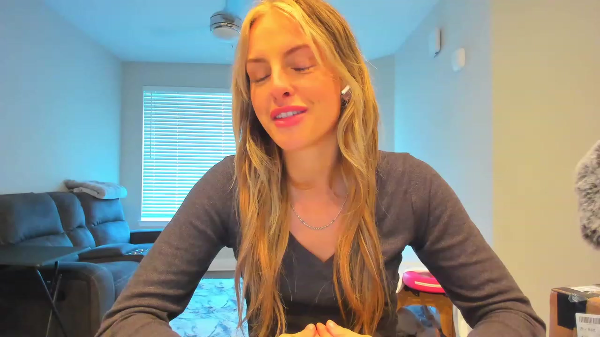 Gallery image thumbnail from Tati_Rae's myfreecams stream on, 01/10/2023, 20:04 image 4 of 20