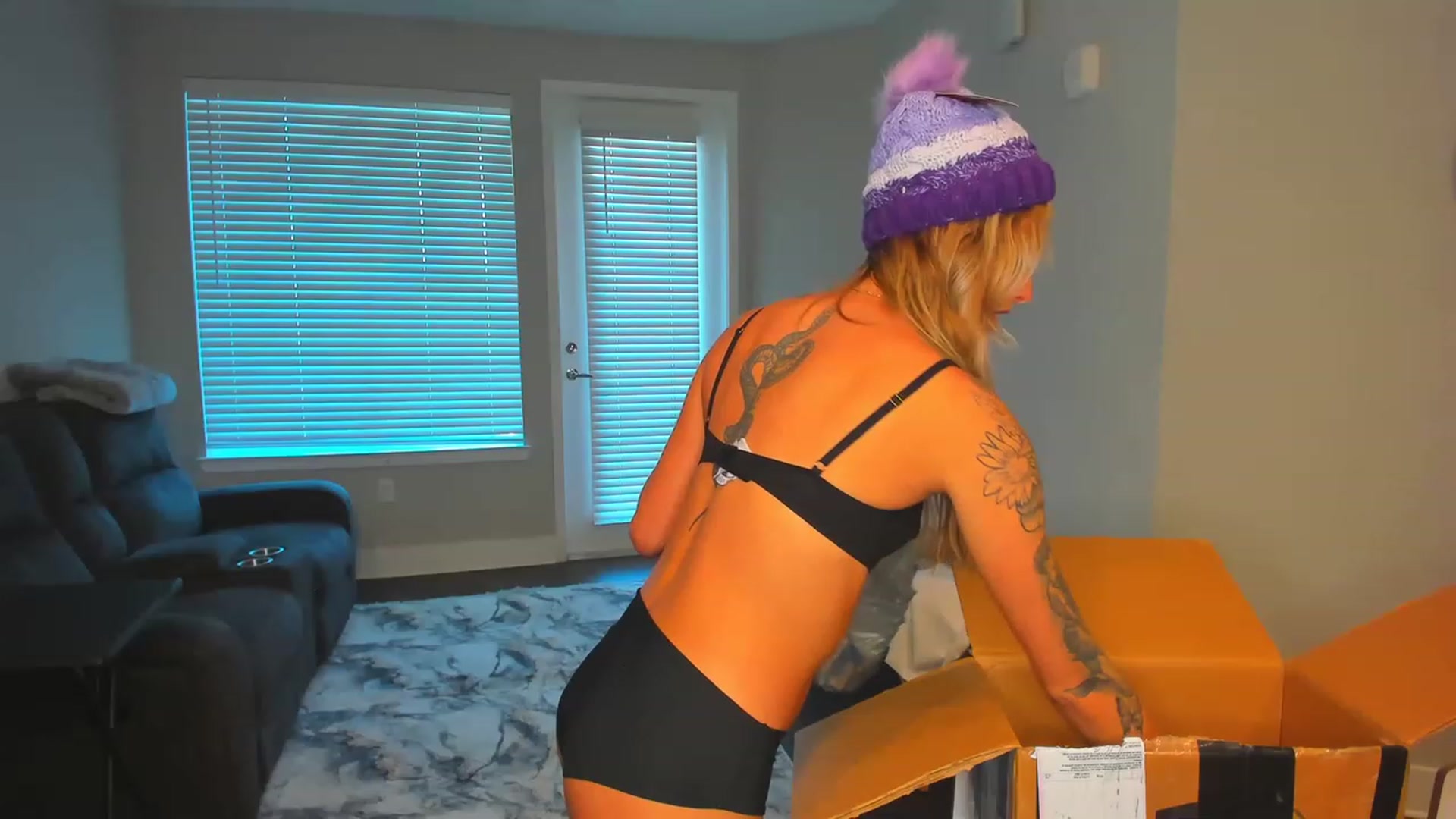 Gallery image thumbnail from Tati_Rae's myfreecams stream on, 01/10/2023, 21:13 image 2 of 20
