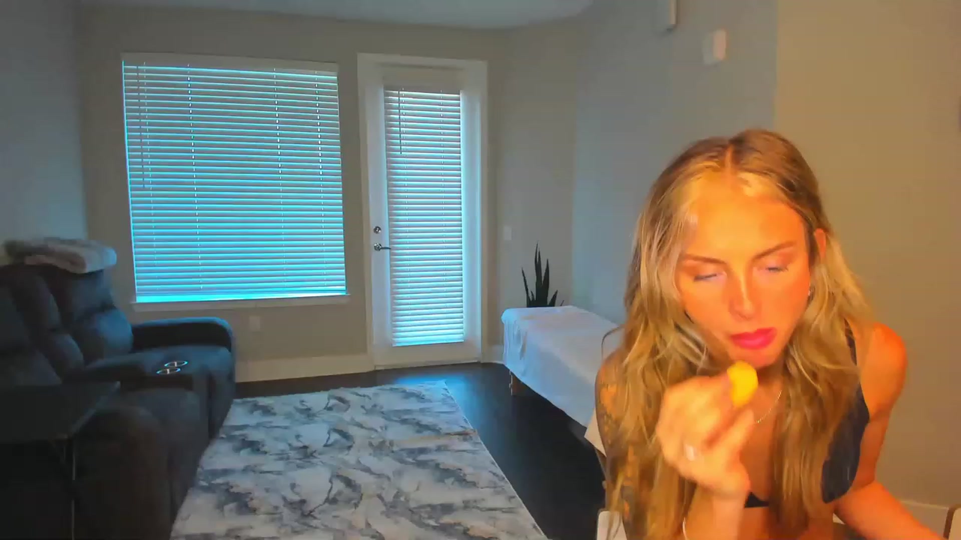 Gallery image thumbnail from Tati_Rae's myfreecams stream on, 01/10/2023, 21:13 image 8 of 20