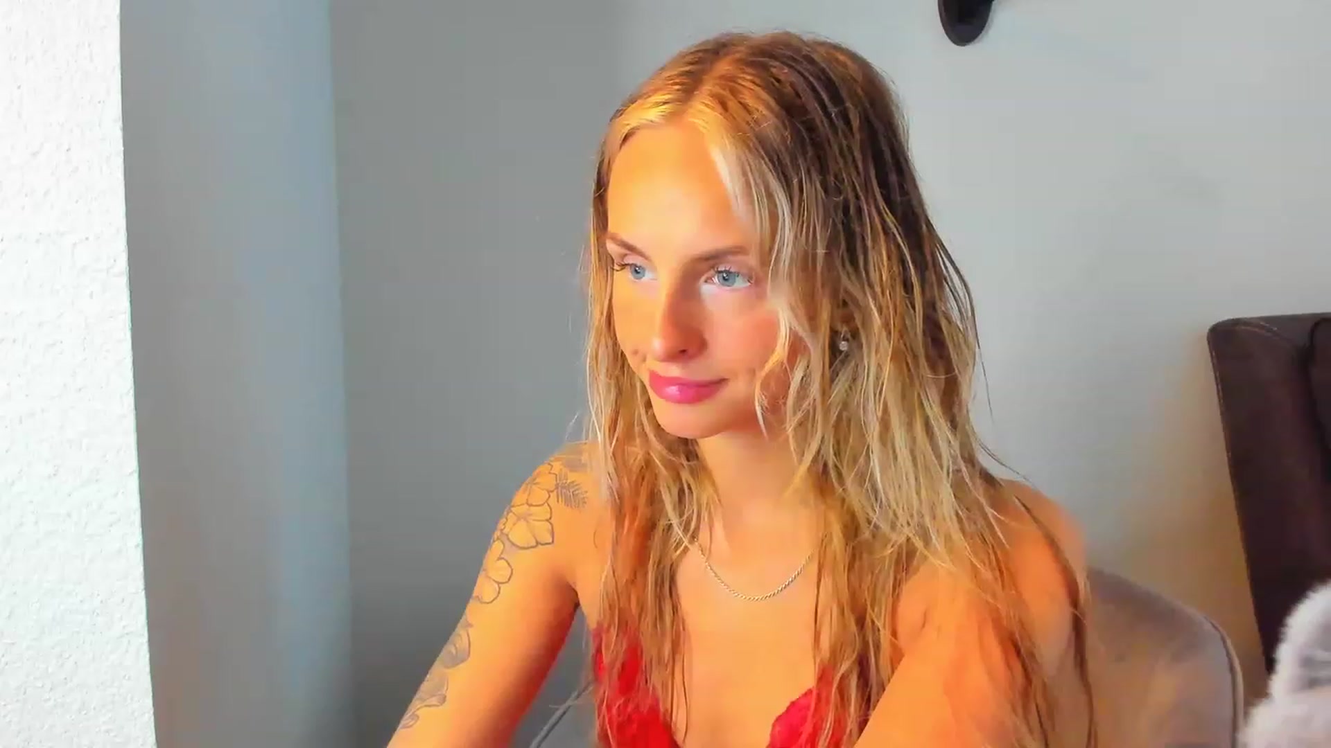 Gallery image thumbnail from Tati_Rae's myfreecams stream on, 01/18/2023, 21:04 image 6 of 20