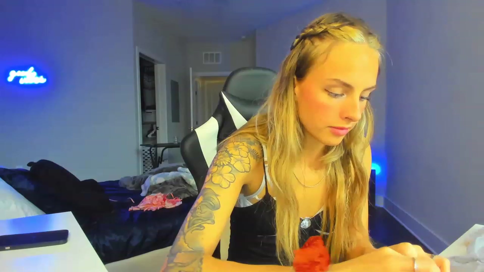 Gallery image thumbnail from Tati_Rae's myfreecams stream on, 01/21/2023, 19:09 image 5 of 20