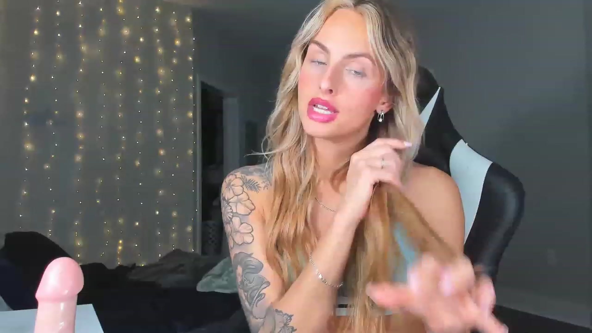 Gallery image thumbnail from Tati_Rae's myfreecams stream on, 01/29/2023, 02:31 image 6 of 20
