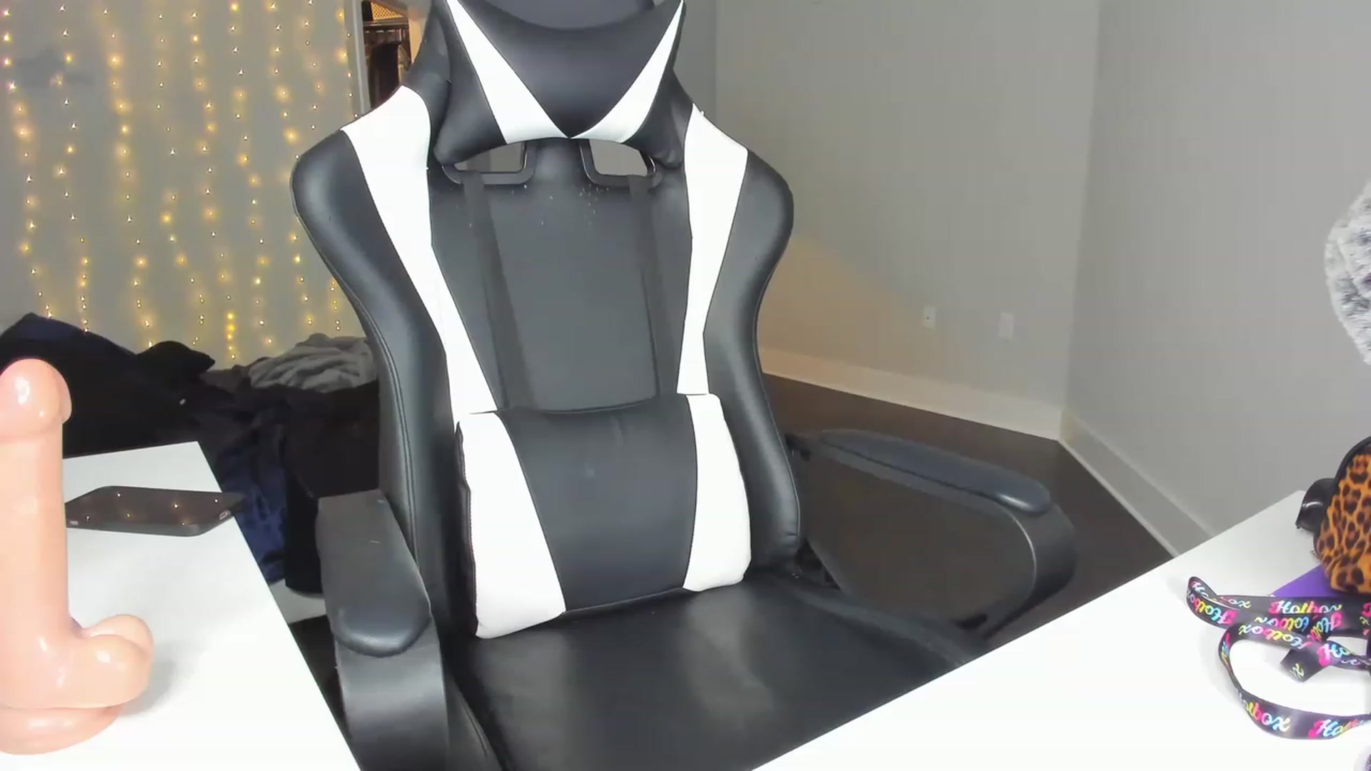 Gallery image thumbnail from Tati_Rae's myfreecams stream on, 01/29/2023, 06:58 image 19 of 20