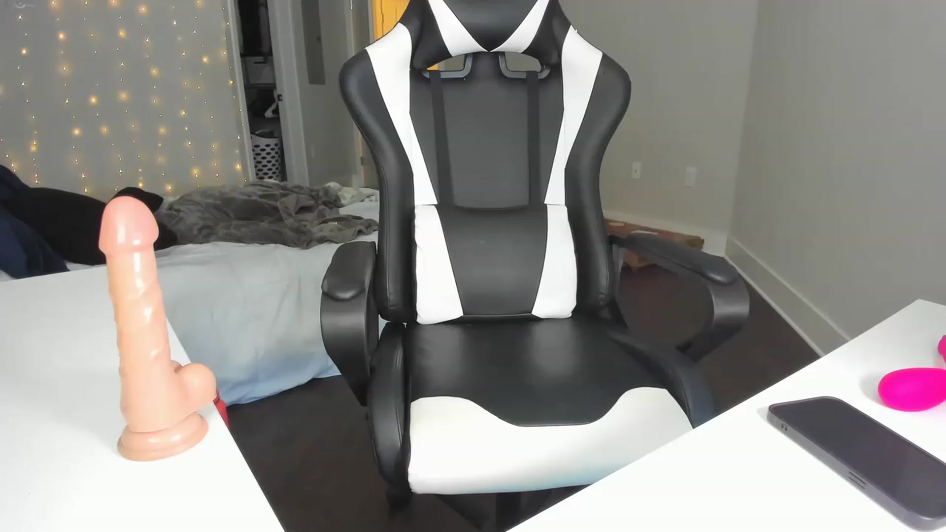 Gallery image thumbnail from Tati_Rae's myfreecams stream on, 02/02/2023, 18:17 image 19 of 20
