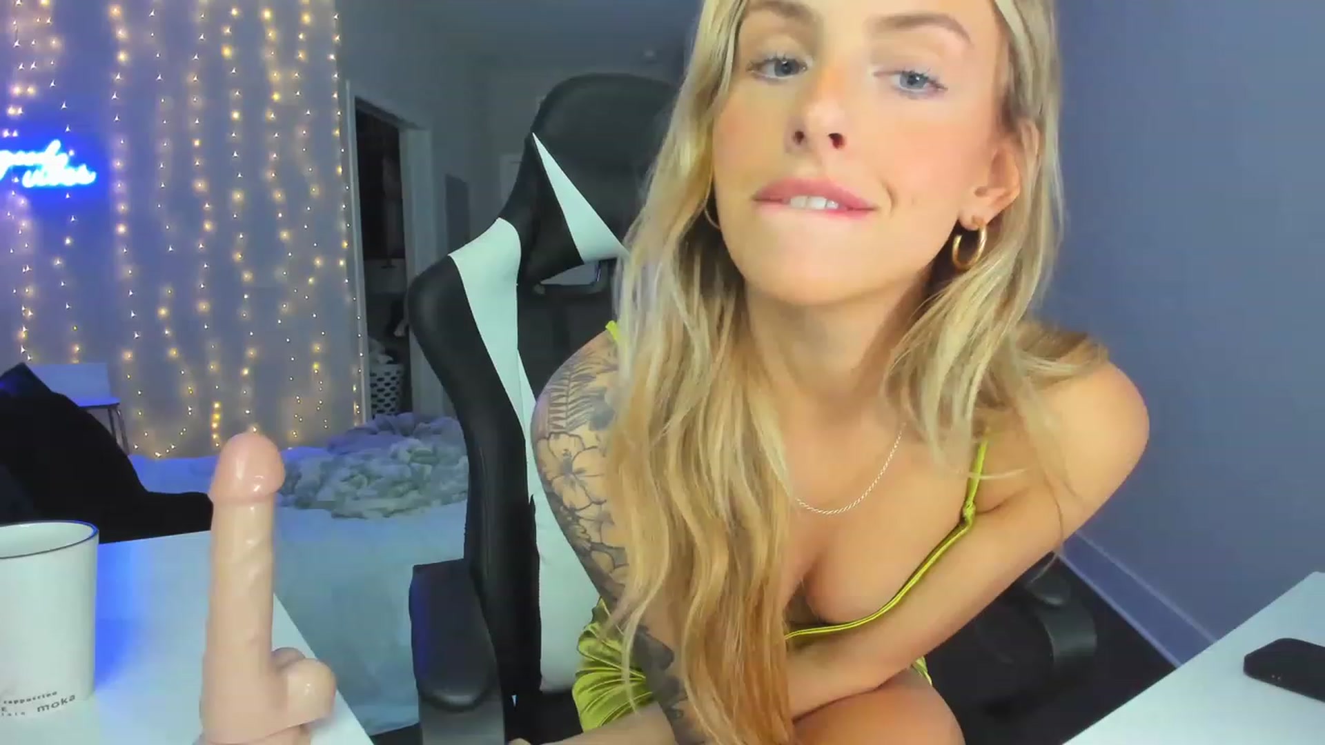 Gallery image thumbnail from Tati_Rae's myfreecams stream on, 02/04/2023, 21:24 image 5 of 20