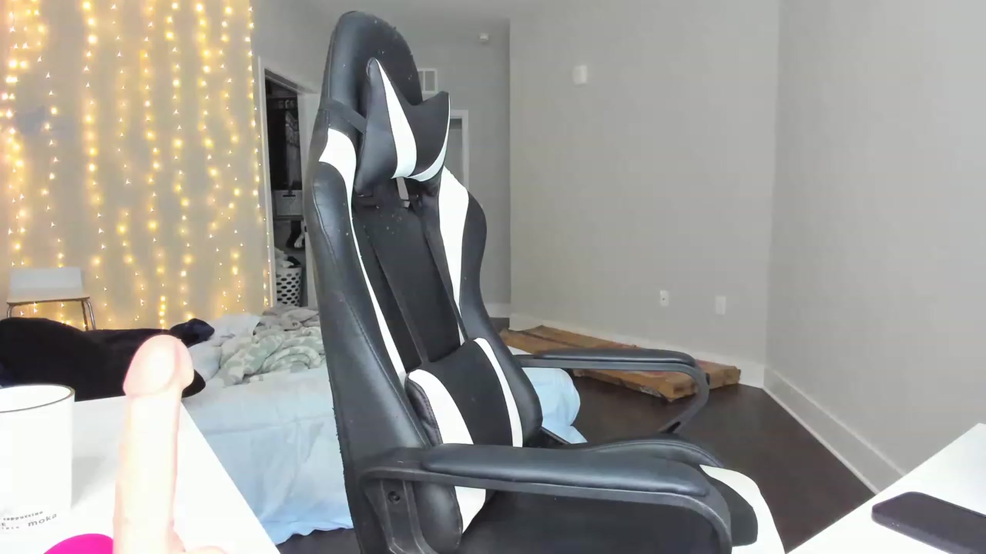 Gallery image thumbnail from Tati_Rae's myfreecams stream on, 02/04/2023, 22:25 image 20 of 20