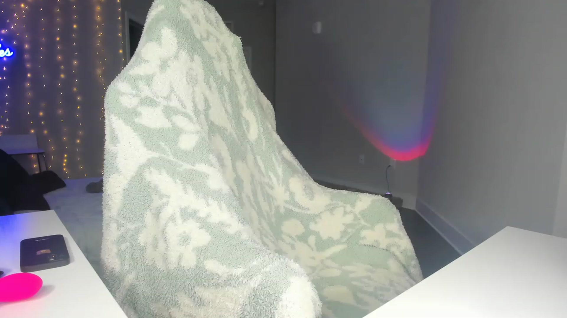 Gallery image thumbnail from Tati_Rae's myfreecams stream on, 02/14/2023, 23:22 image 20 of 20
