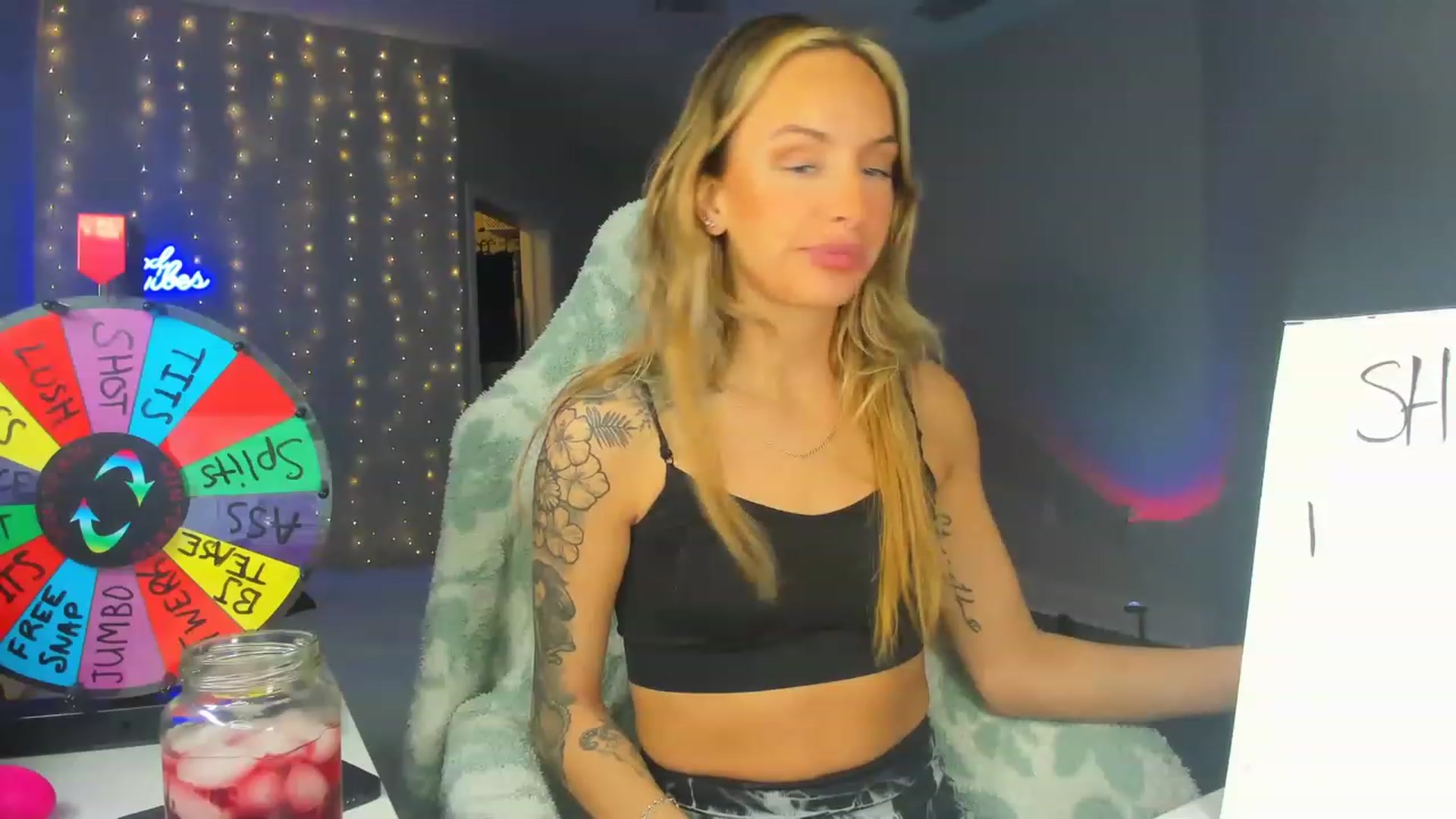 Gallery image thumbnail from Tati_Rae's myfreecams stream on, 02/19/2023, 01:52 image 10 of 20