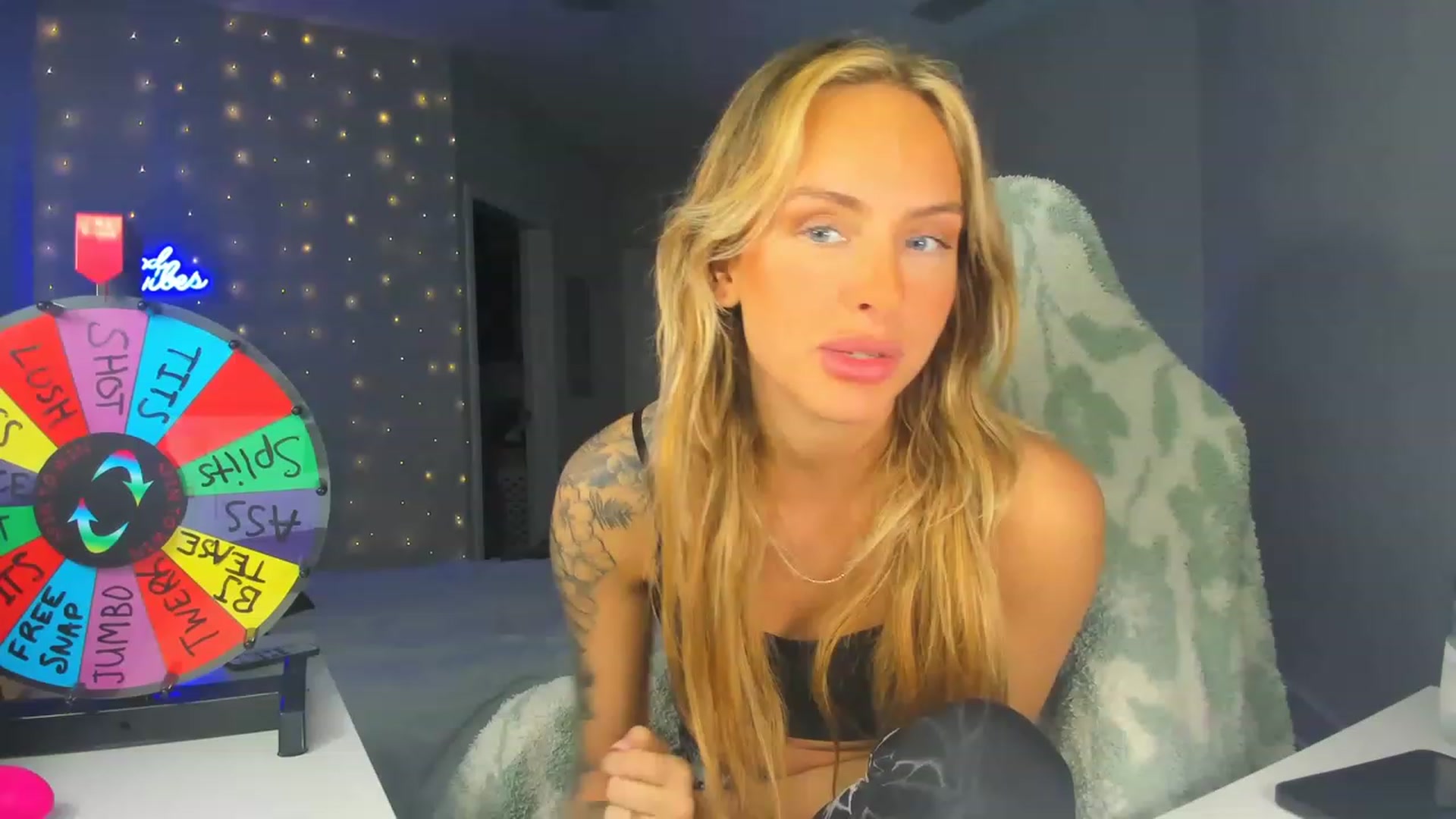 Gallery image thumbnail from Tati_Rae's myfreecams stream on, 02/19/2023, 01:52 image 1 of 20