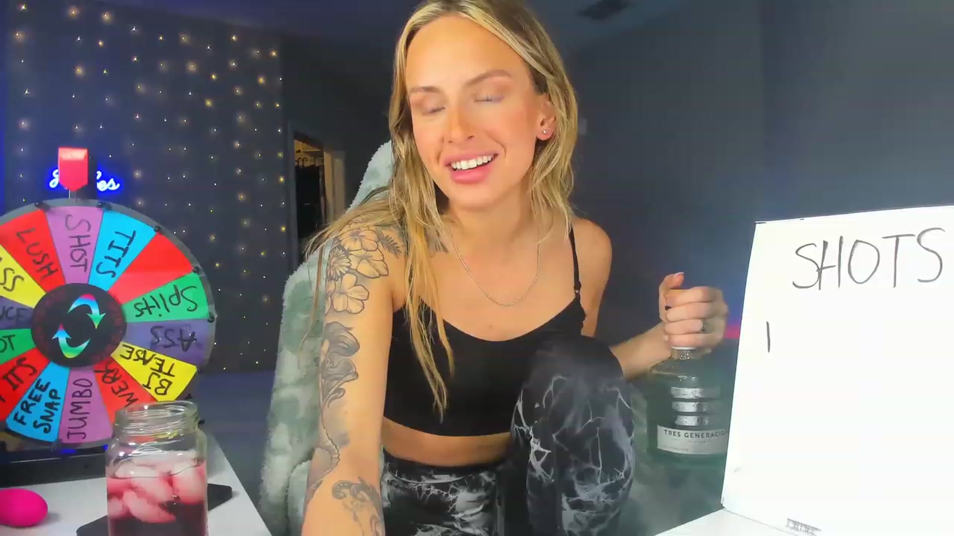 Gallery image thumbnail from Tati_Rae's myfreecams stream on, 02/19/2023, 01:52 image 18 of 20