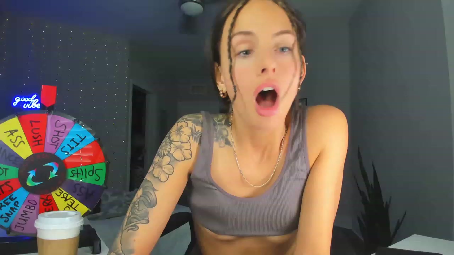 Gallery image thumbnail from Tati_Rae's myfreecams stream on, 03/03/2023, 18:43 image 8 of 20