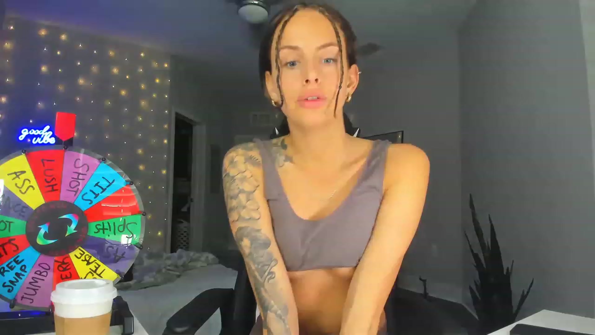 Gallery image thumbnail from Tati_Rae's myfreecams stream on, 03/03/2023, 18:43 image 5 of 20