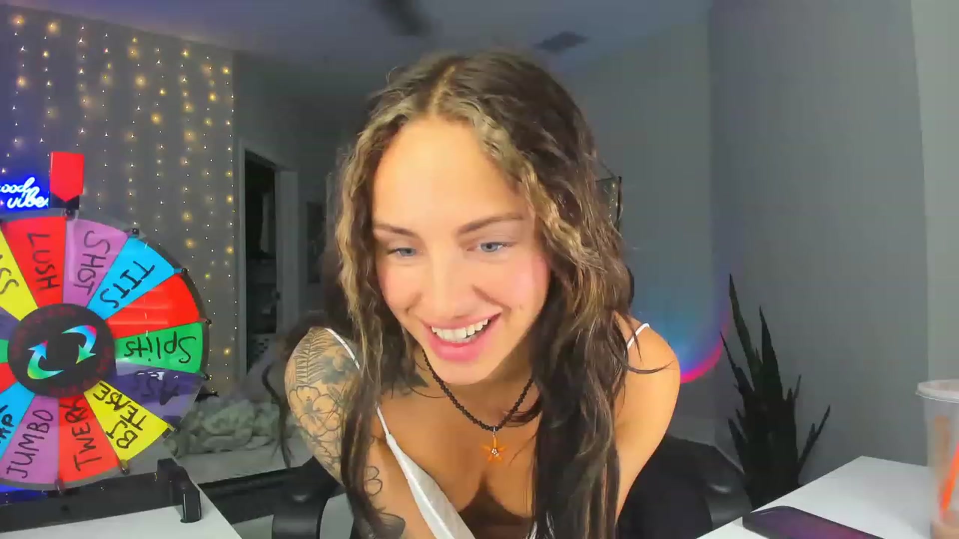 Gallery image thumbnail from Tati_Rae's myfreecams stream on, 03/05/2023, 16:48 image 13 of 20