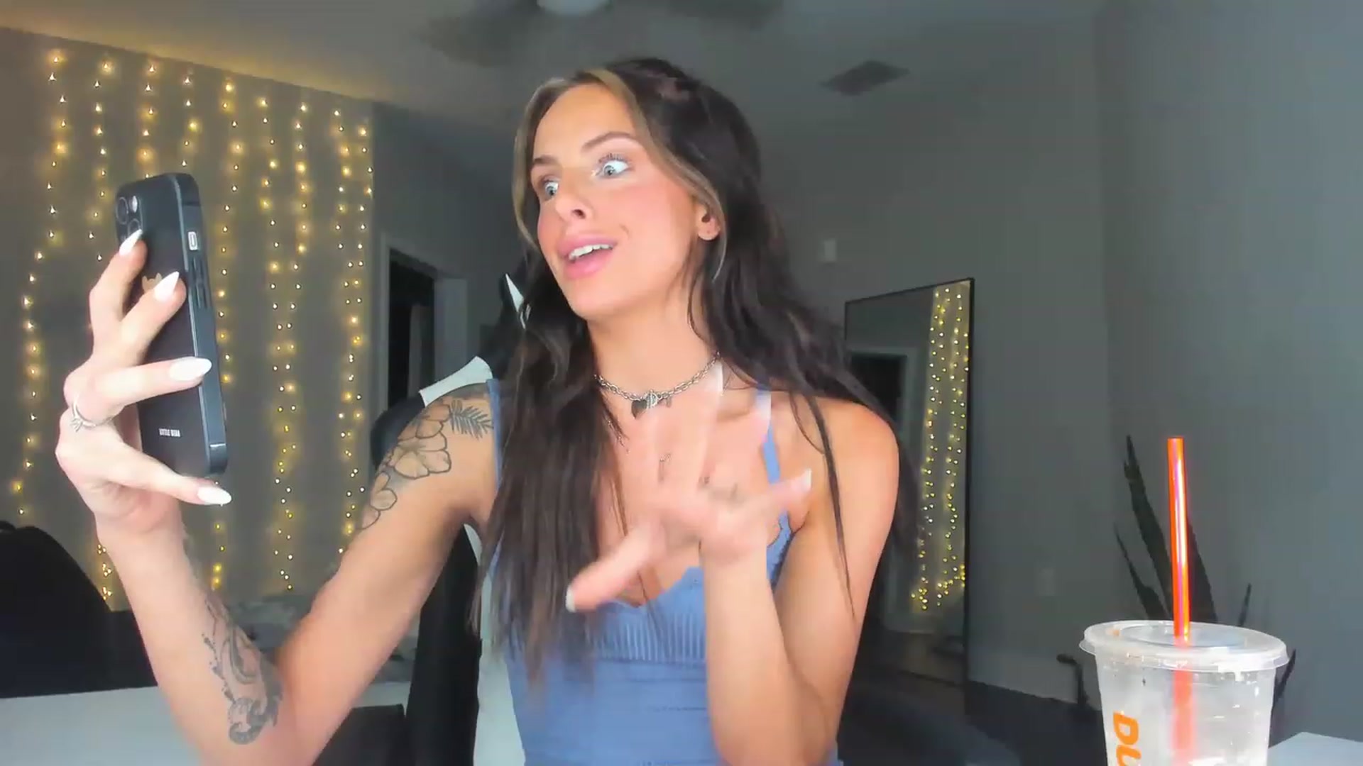 Gallery image thumbnail from Tati_Rae's myfreecams stream on, 03/12/2023, 24:43 image 4 of 20