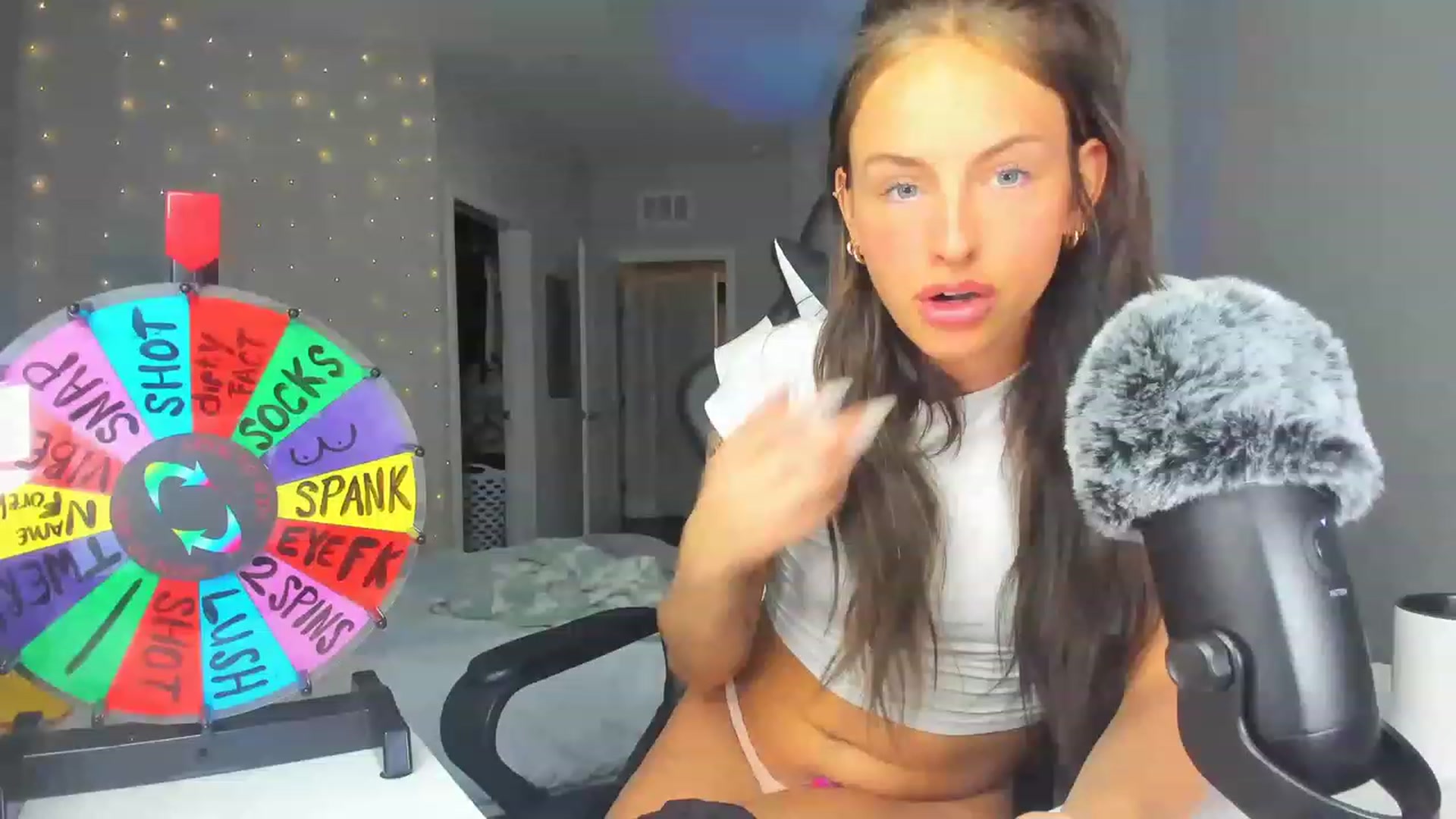 Gallery image thumbnail from Tati_Rae's myfreecams stream on, 03/14/2023, 04:12 image 2 of 20