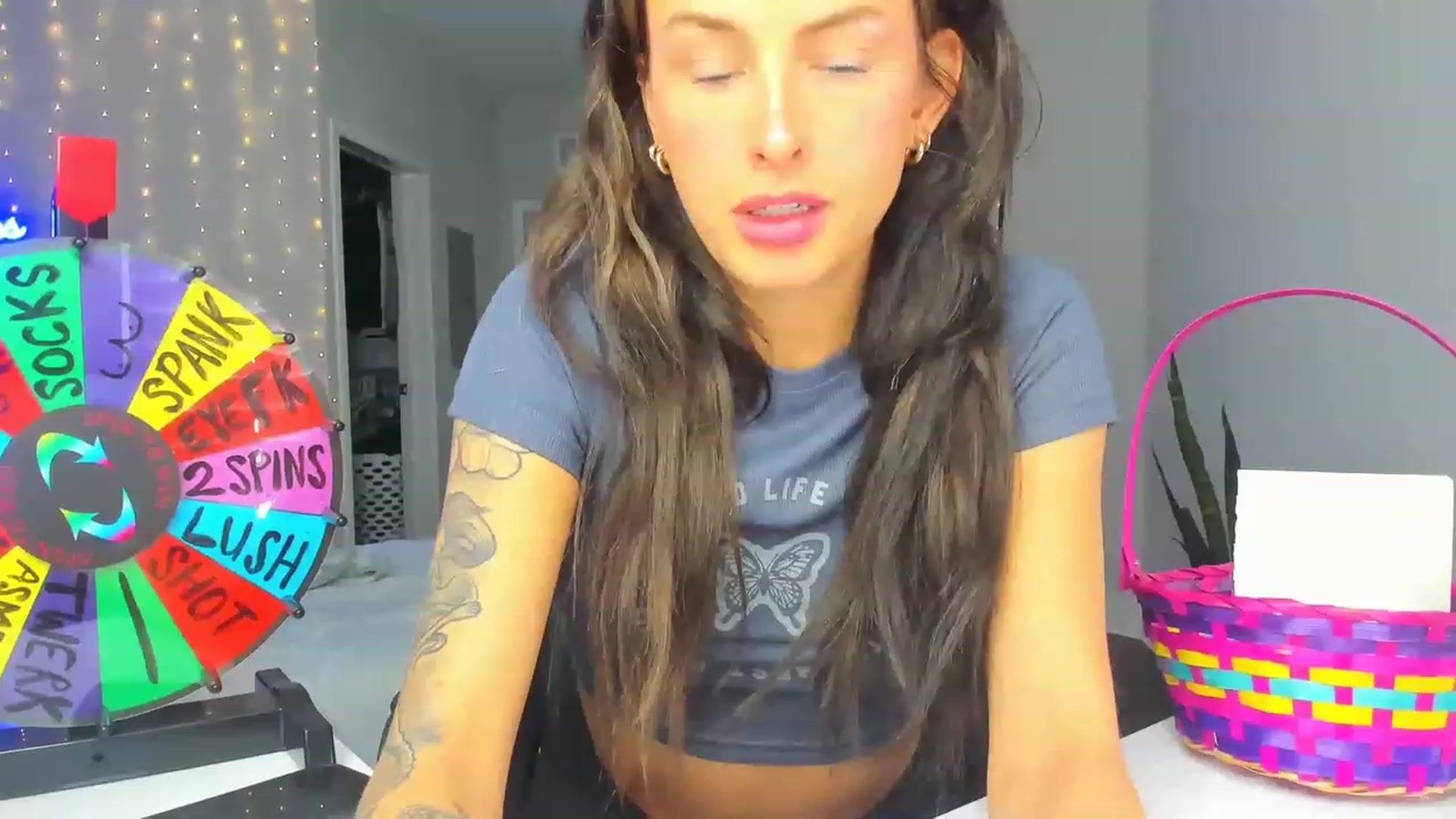 Gallery image thumbnail from Tati_Rae's myfreecams stream on, 03/15/2023, 17:43 image 20 of 20