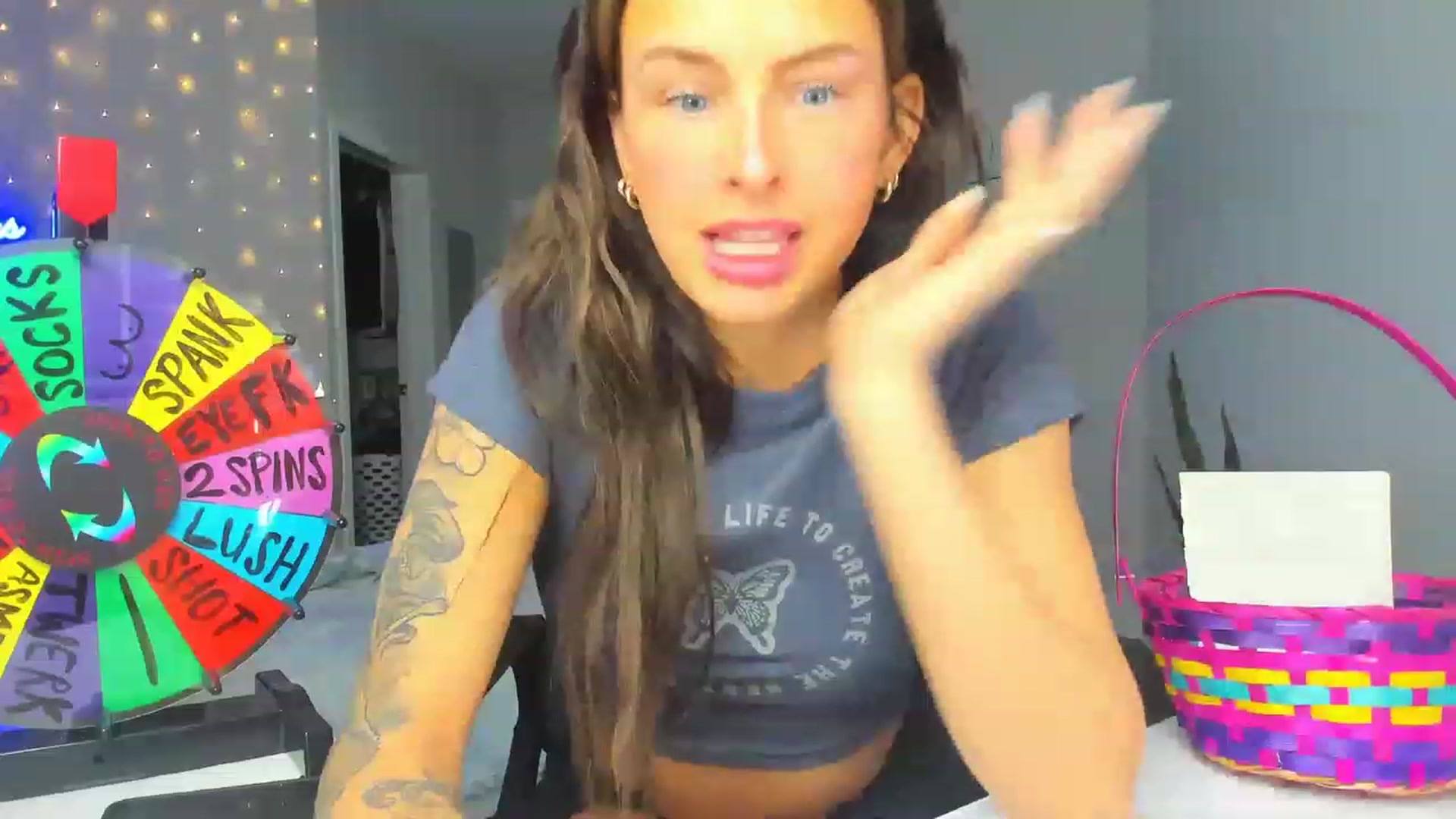 Gallery image thumbnail from Tati_Rae's myfreecams stream on, 03/15/2023, 17:43 image 19 of 20
