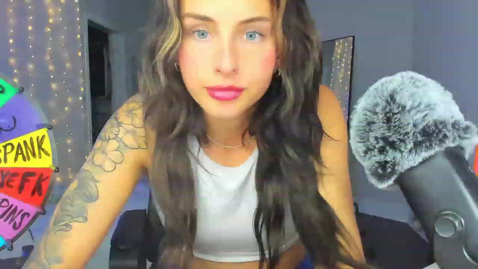 Gallery image thumbnail from Tati_Rae's myfreecams stream on, 03/16/2023, 04:32 image 5 of 20