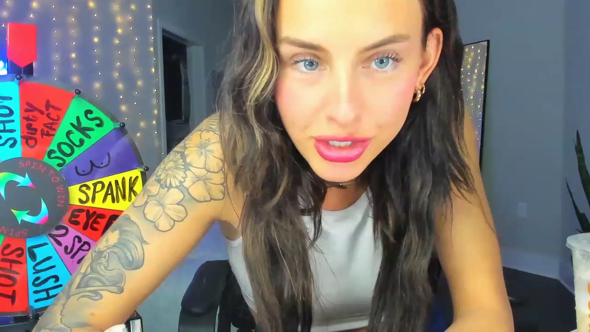 Gallery image thumbnail from Tati_Rae's myfreecams stream on, 03/16/2023, 04:32 image 11 of 20
