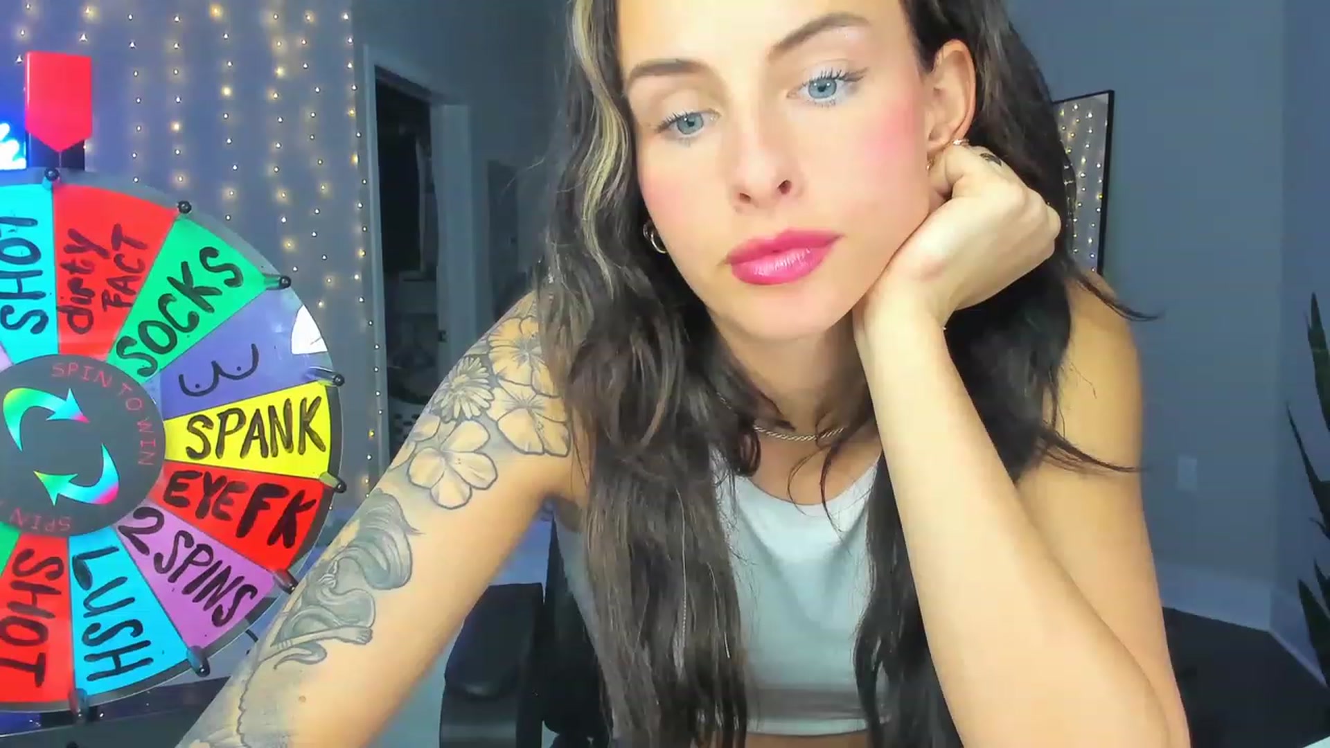 Gallery image thumbnail from Tati_Rae's myfreecams stream on, 03/16/2023, 04:32 image 8 of 20