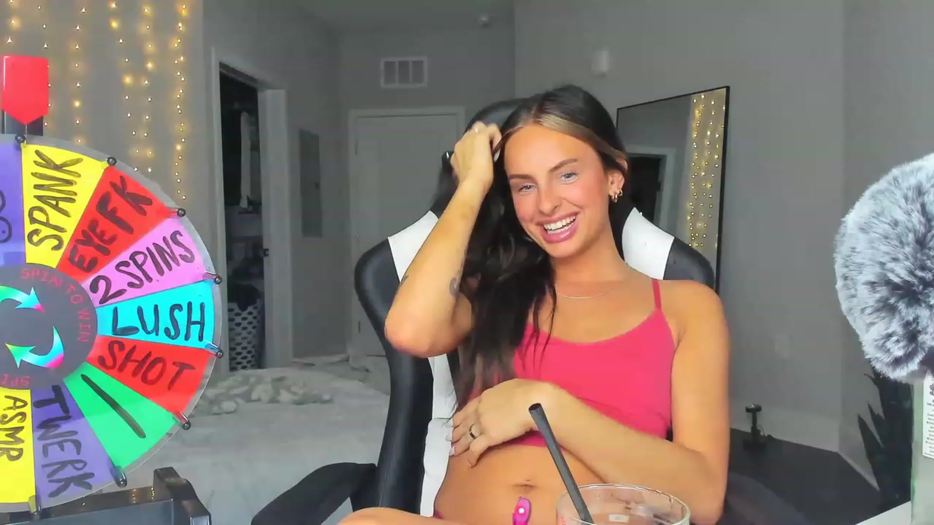 Gallery image thumbnail from Tati_Rae's myfreecams stream on, 03/19/2023, 01:52 image 3 of 20