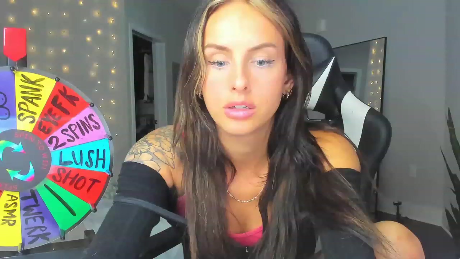 Gallery image thumbnail from Tati_Rae's myfreecams stream on, 03/19/2023, 07:53 image 13 of 20