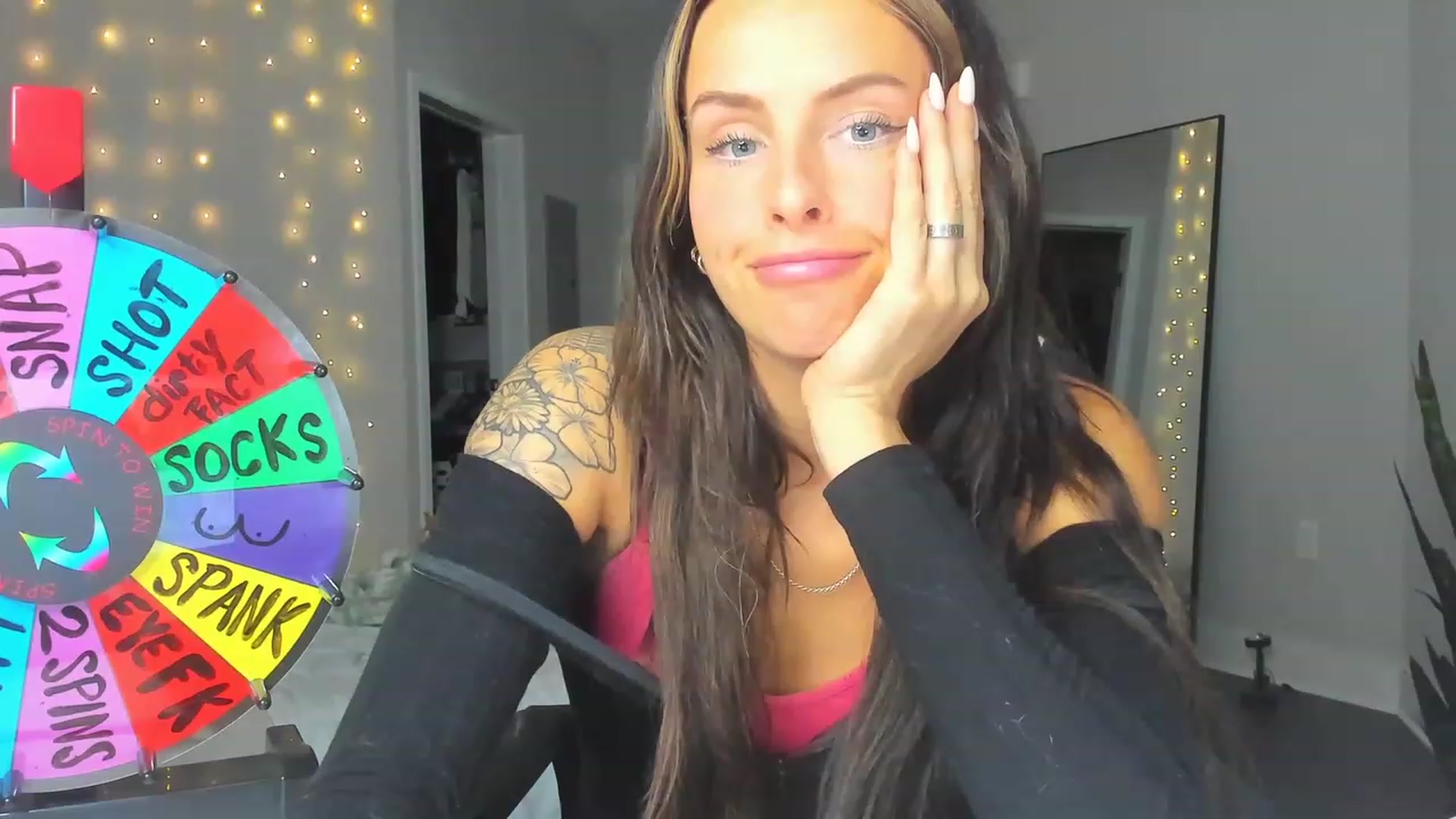 Gallery image thumbnail from Tati_Rae's myfreecams stream on, 03/19/2023, 07:53 image 1 of 20
