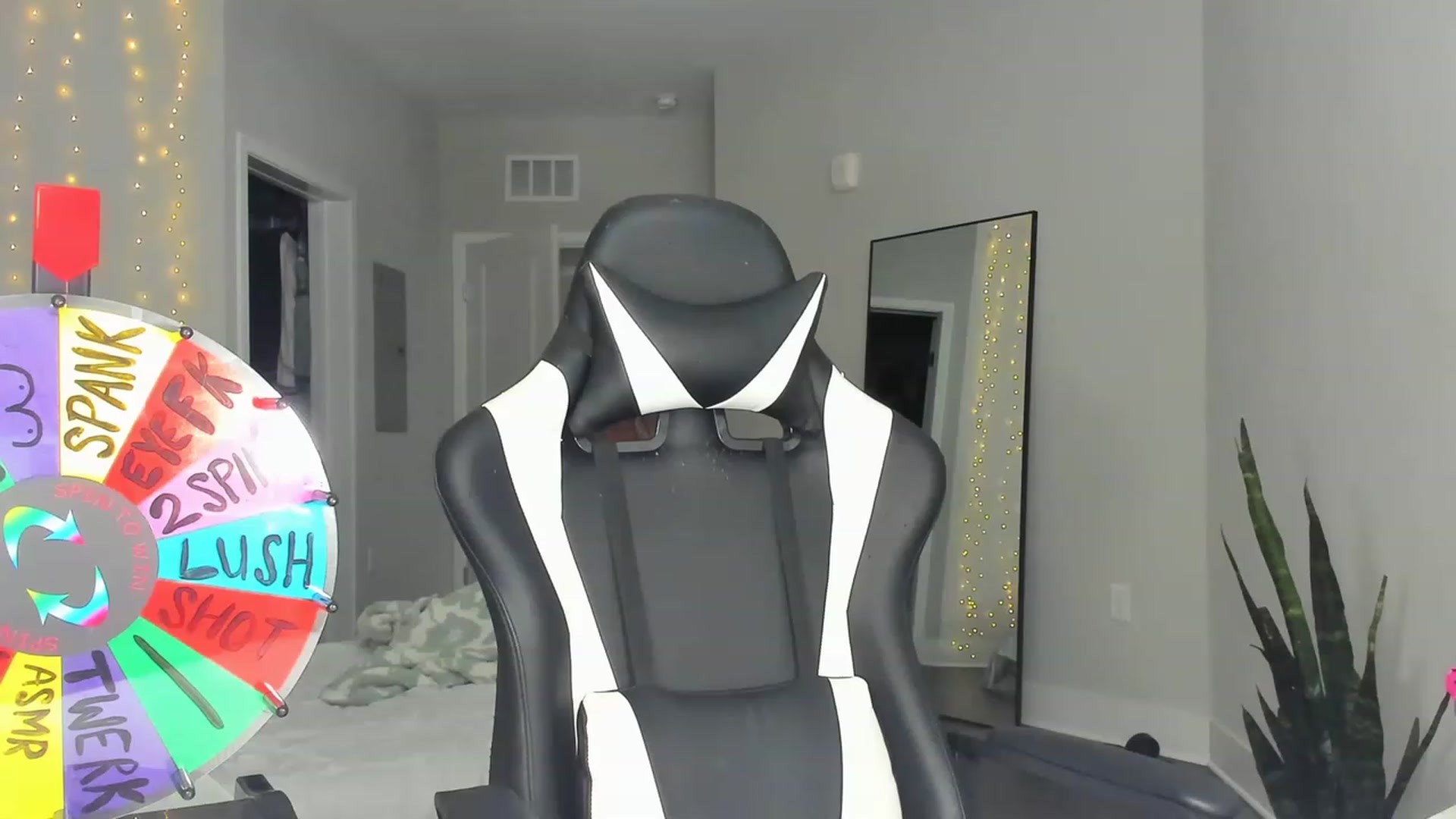 Gallery image thumbnail from Tati_Rae's myfreecams stream on, 03/21/2023, 20:38 image 1 of 20