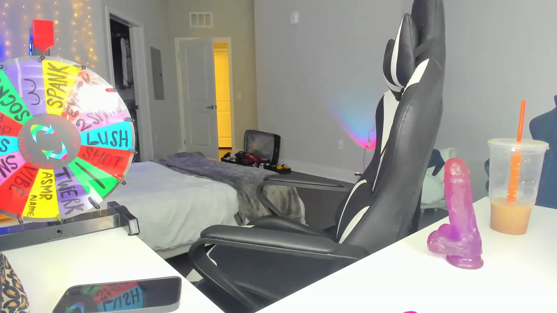 Gallery image thumbnail from Tati_Rae's myfreecams stream on, 03/22/2023, 19:09 image 20 of 20