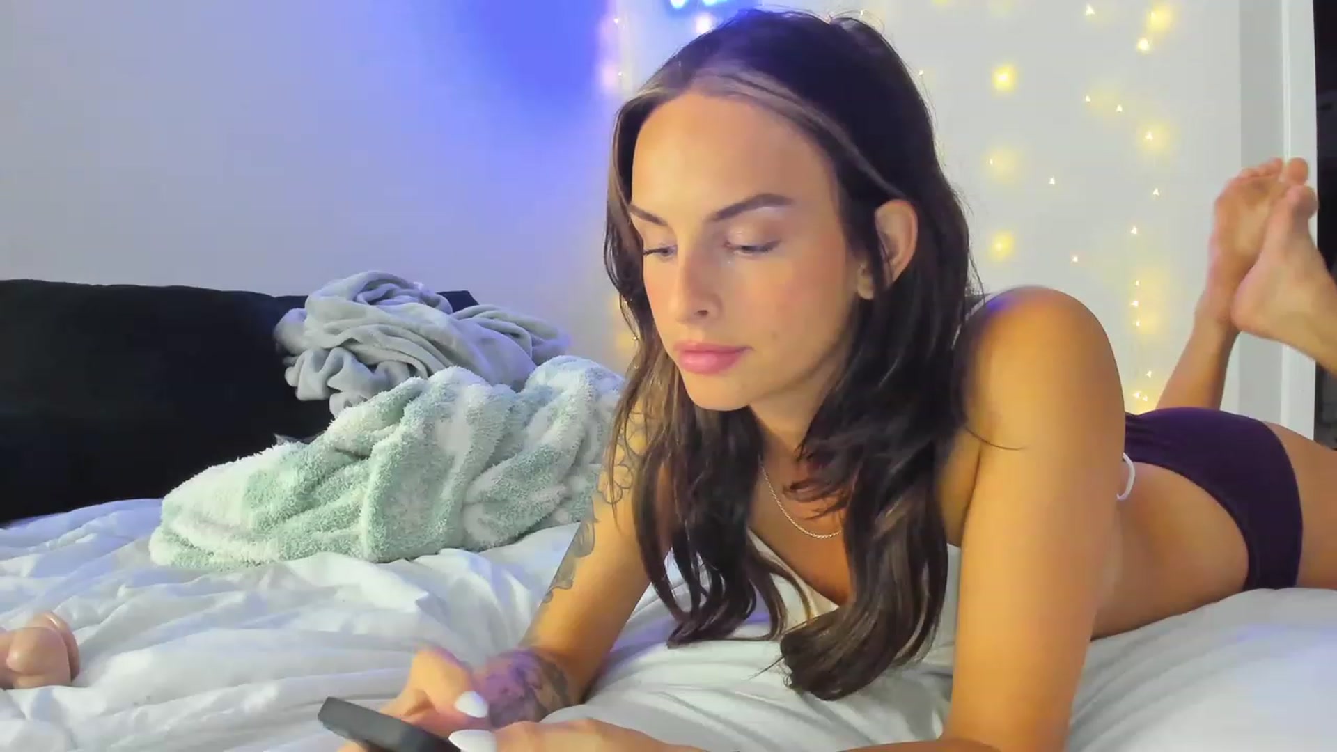 Gallery image thumbnail from Tati_Rae's myfreecams stream on, 04/01/2023, 20:51 image 13 of 20