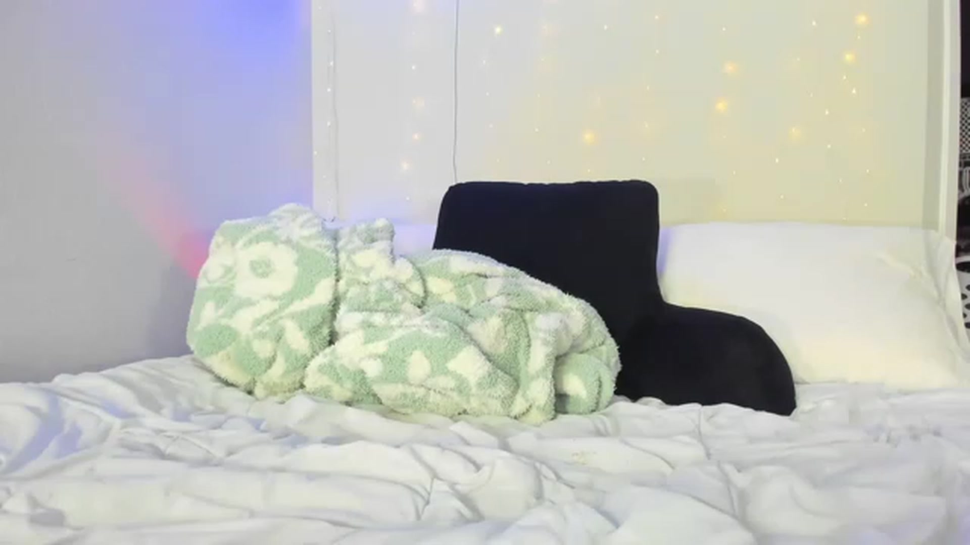 Gallery image thumbnail from Tati_Rae's myfreecams stream on, 04/02/2023, 04:40 image 7 of 20