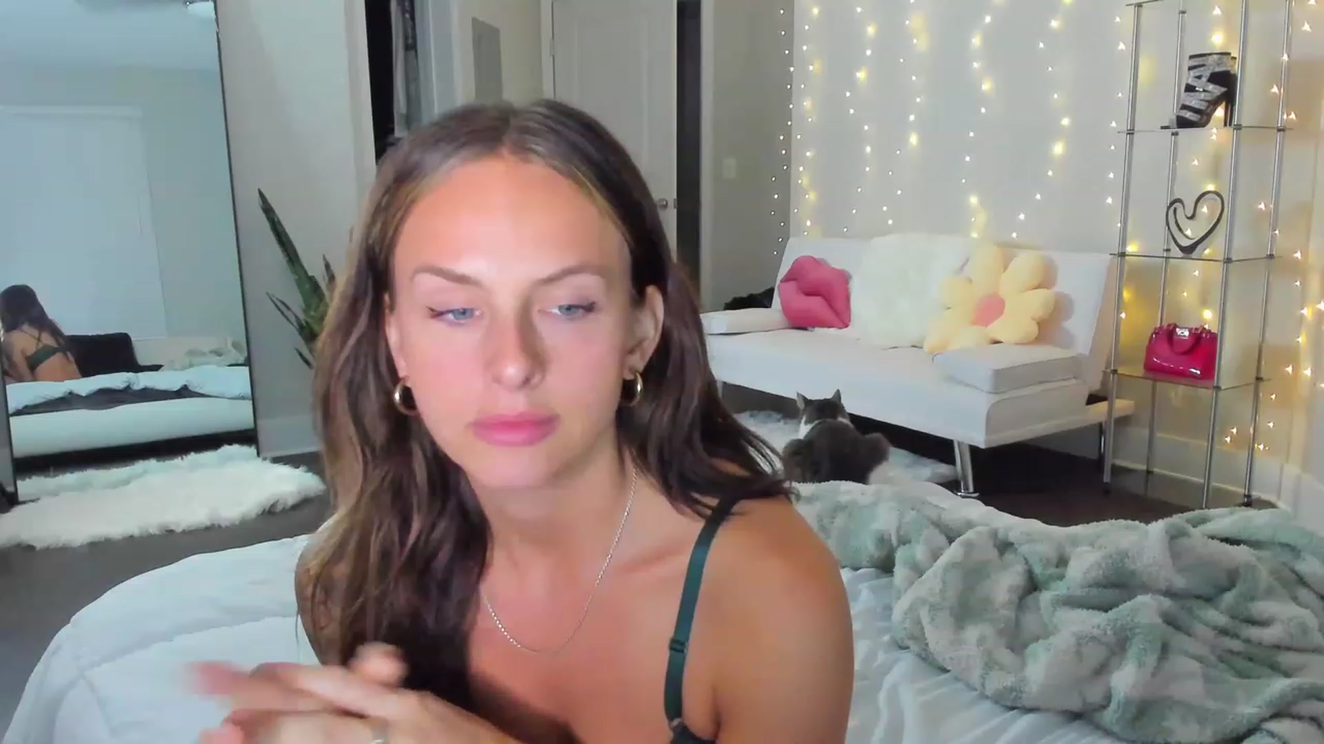 Gallery image thumbnail from Tati_Rae's myfreecams stream on, 05/02/2023, 04:31 image 14 of 20