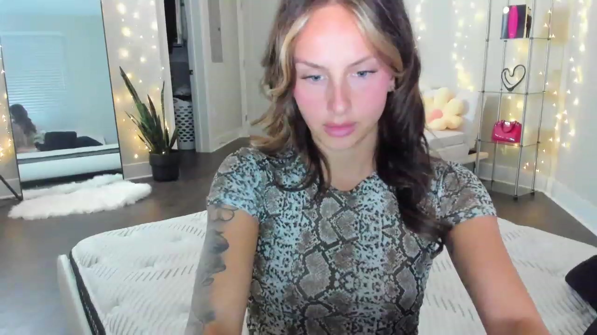 Gallery image thumbnail from Tati_Rae's myfreecams stream on, 05/06/2023, 03:23 image 13 of 20