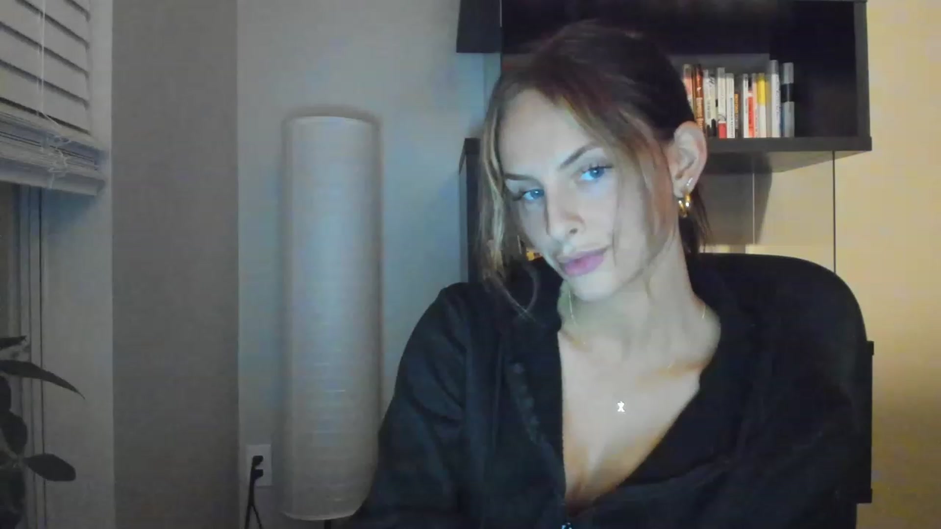 Gallery image thumbnail from Tati_Rae's myfreecams stream on, 05/25/2023, 04:08 image 3 of 20