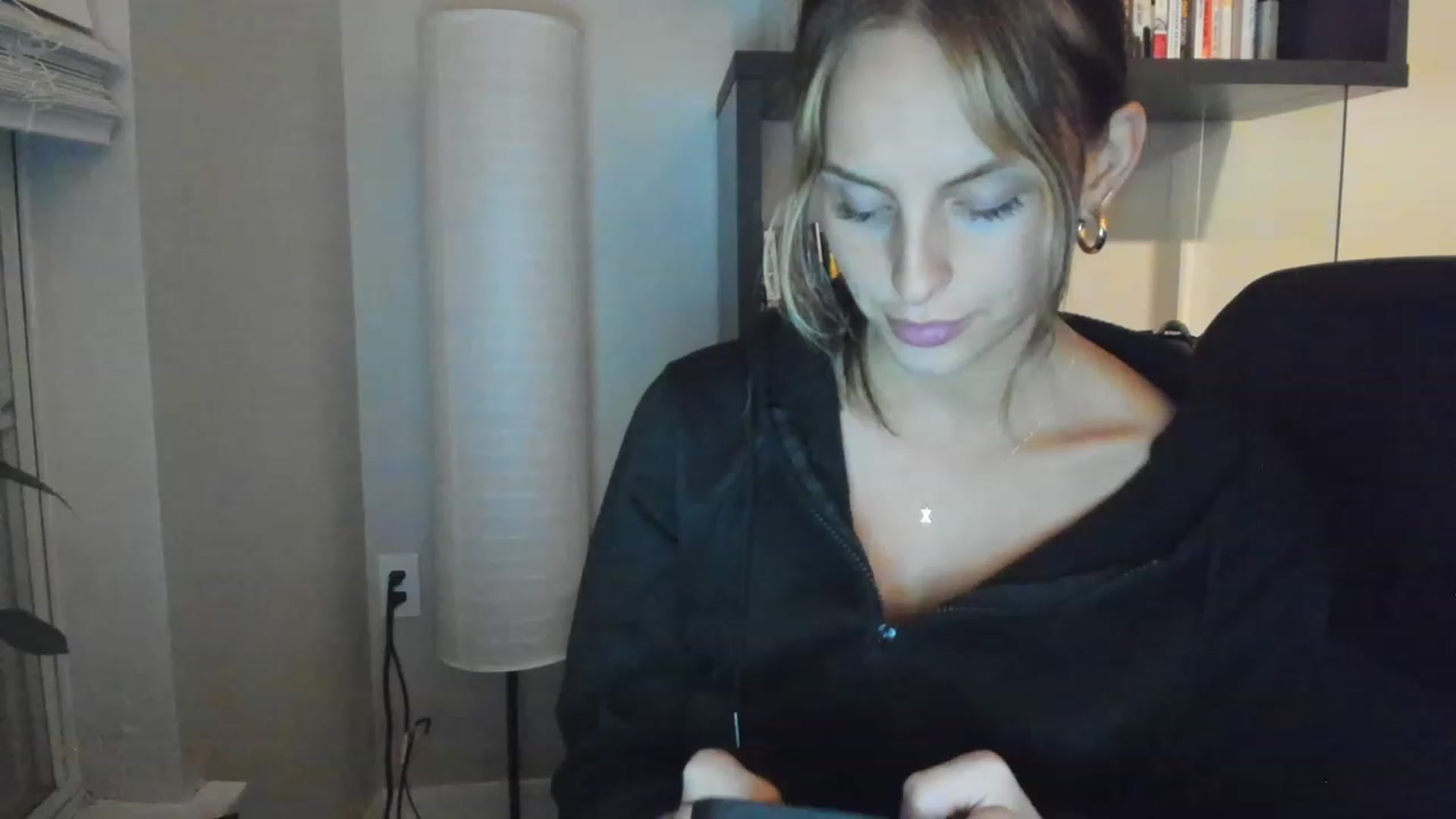 Gallery image thumbnail from Tati_Rae's myfreecams stream on, 05/25/2023, 06:41 image 4 of 20