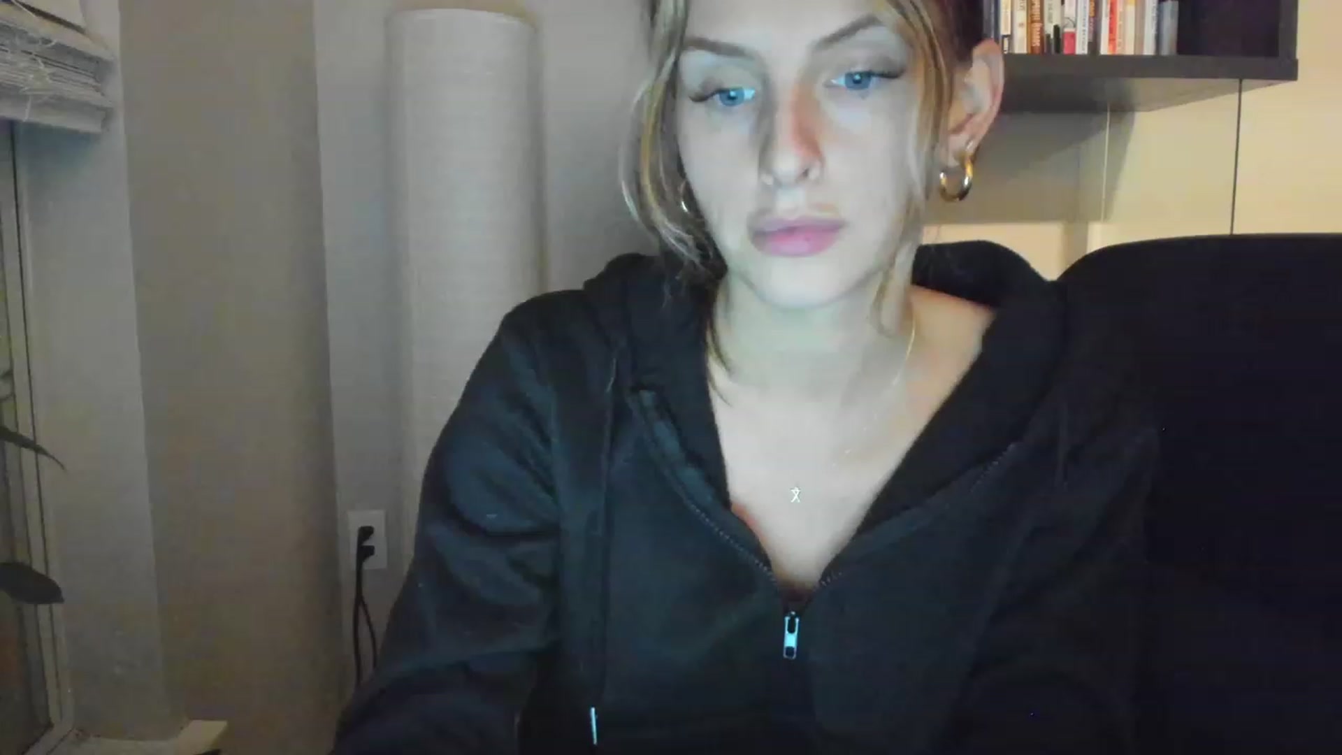 Gallery image thumbnail from Tati_Rae's myfreecams stream on, 05/25/2023, 06:41 image 5 of 20