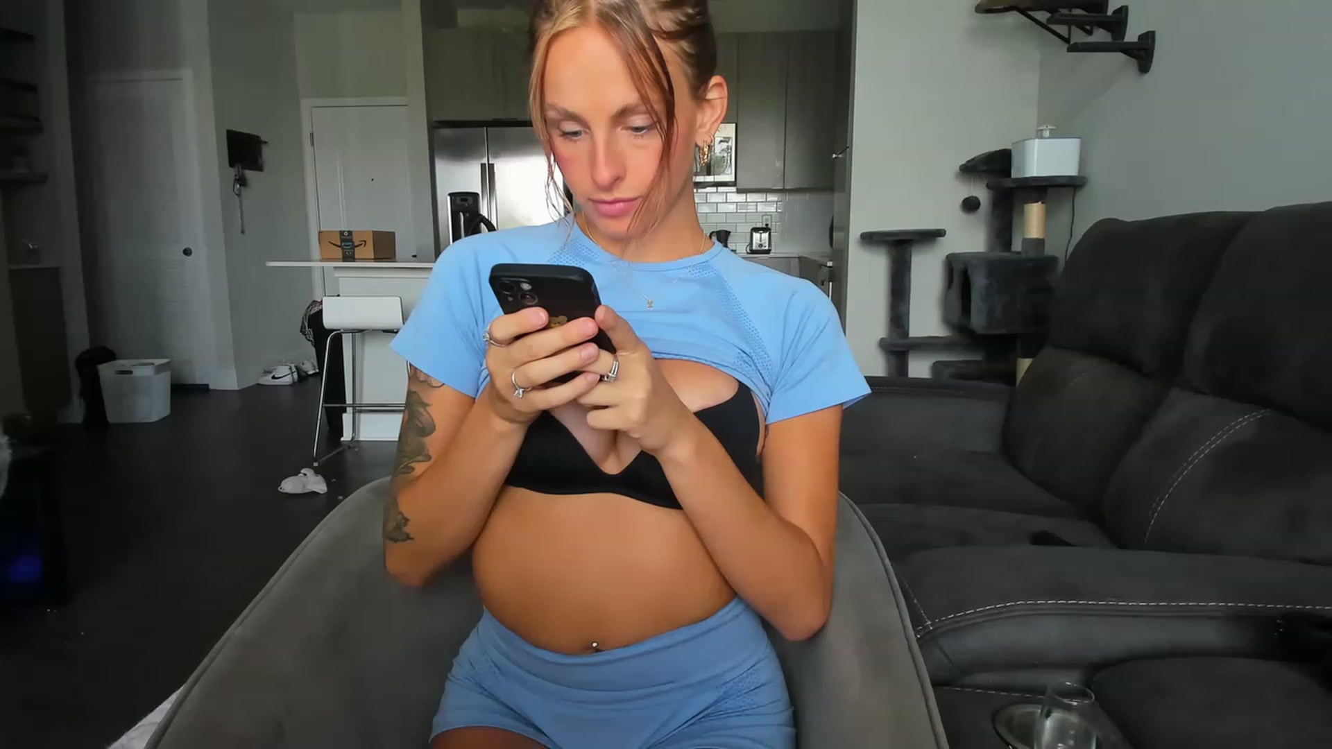 Gallery image thumbnail from Tati_Rae's myfreecams stream on, 07/25/2023, 18:51 image 6 of 20