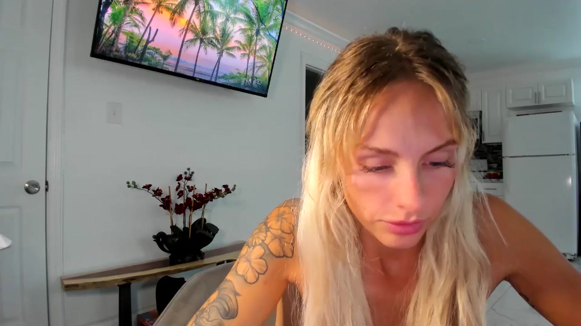 Gallery image thumbnail from Tati_Rae's myfreecams stream on, 08/09/2024, 23:36 image 20 of 20