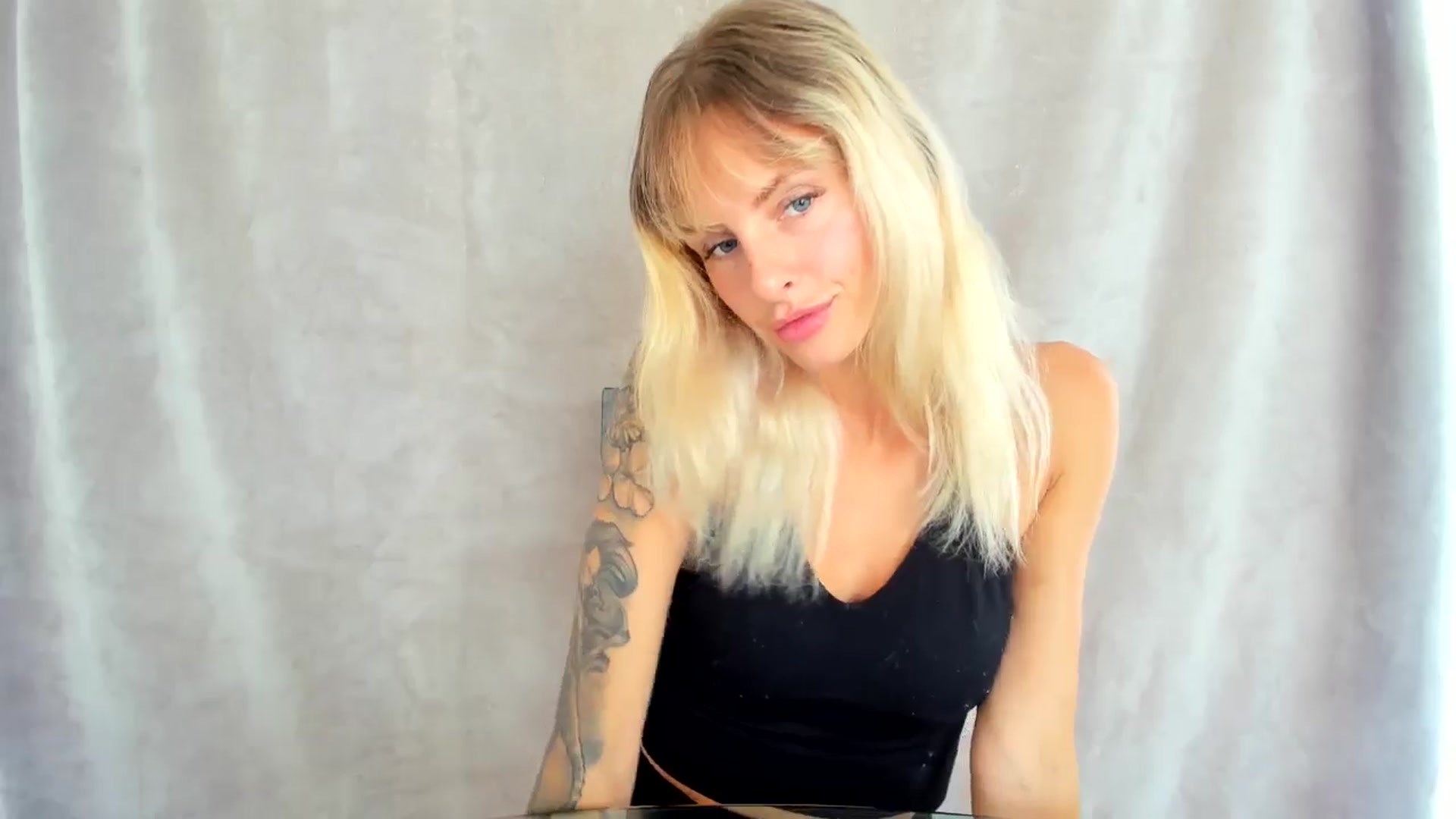 Gallery image thumbnail from Tati_Rae's myfreecams stream on, 08/23/2024, 15:16 image 7 of 20
