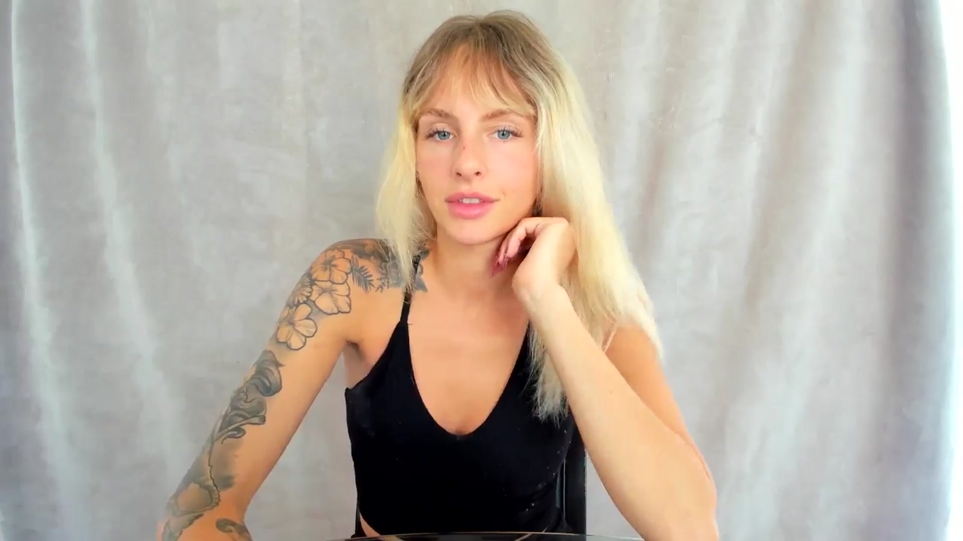 Gallery image thumbnail from Tati_Rae's myfreecams stream on, 08/23/2024, 15:16 image 20 of 20