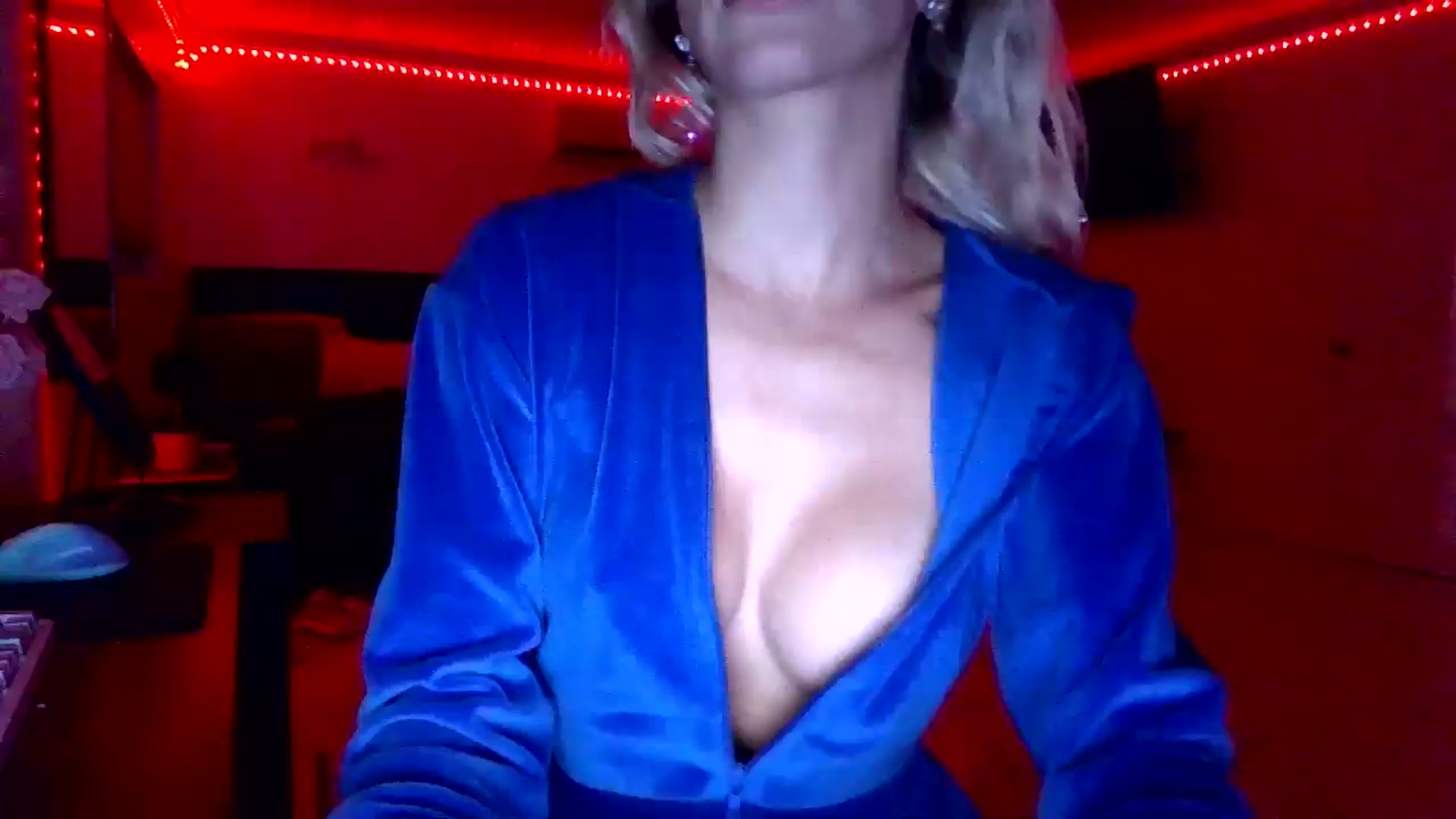 Gallery image thumbnail from Tati_Rae's myfreecams stream on, 08/29/2024, 09:20 image 1 of 20