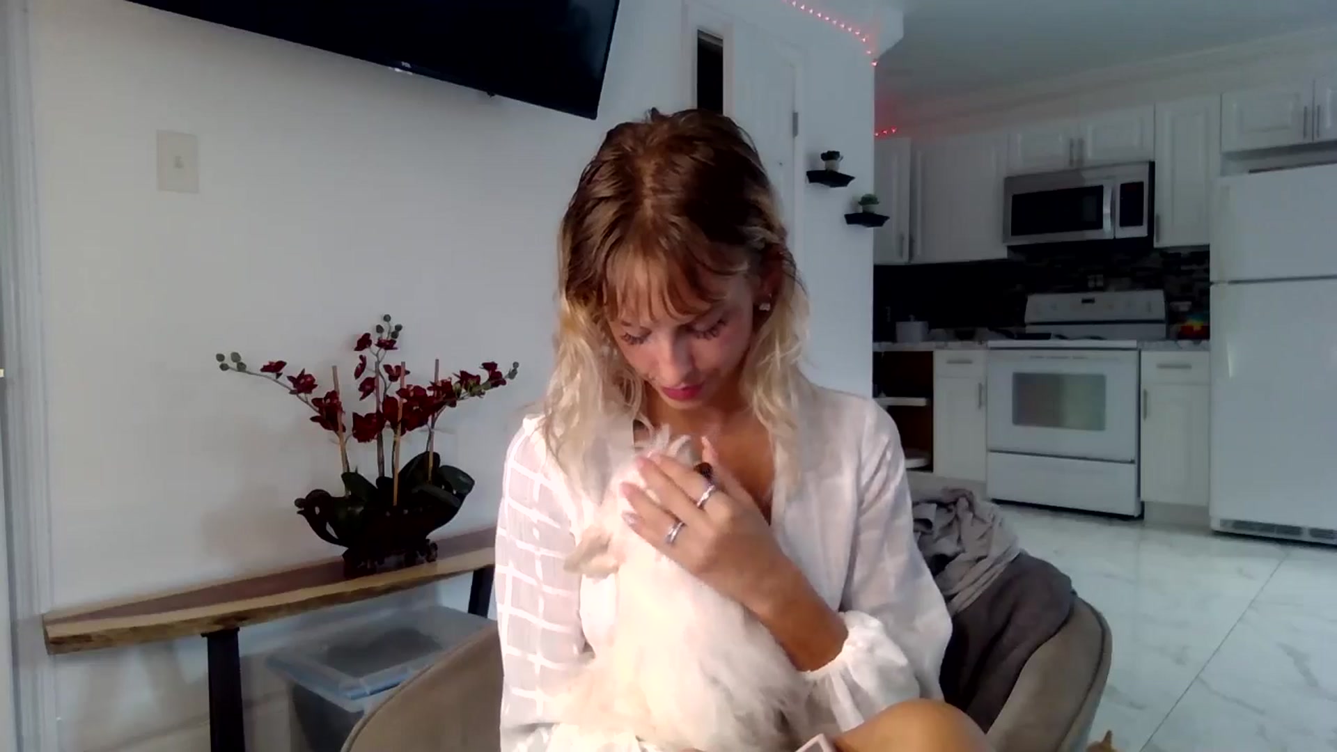 Gallery image thumbnail from Tati_Rae's myfreecams stream on, 09/01/2024, 13:25 image 3 of 20